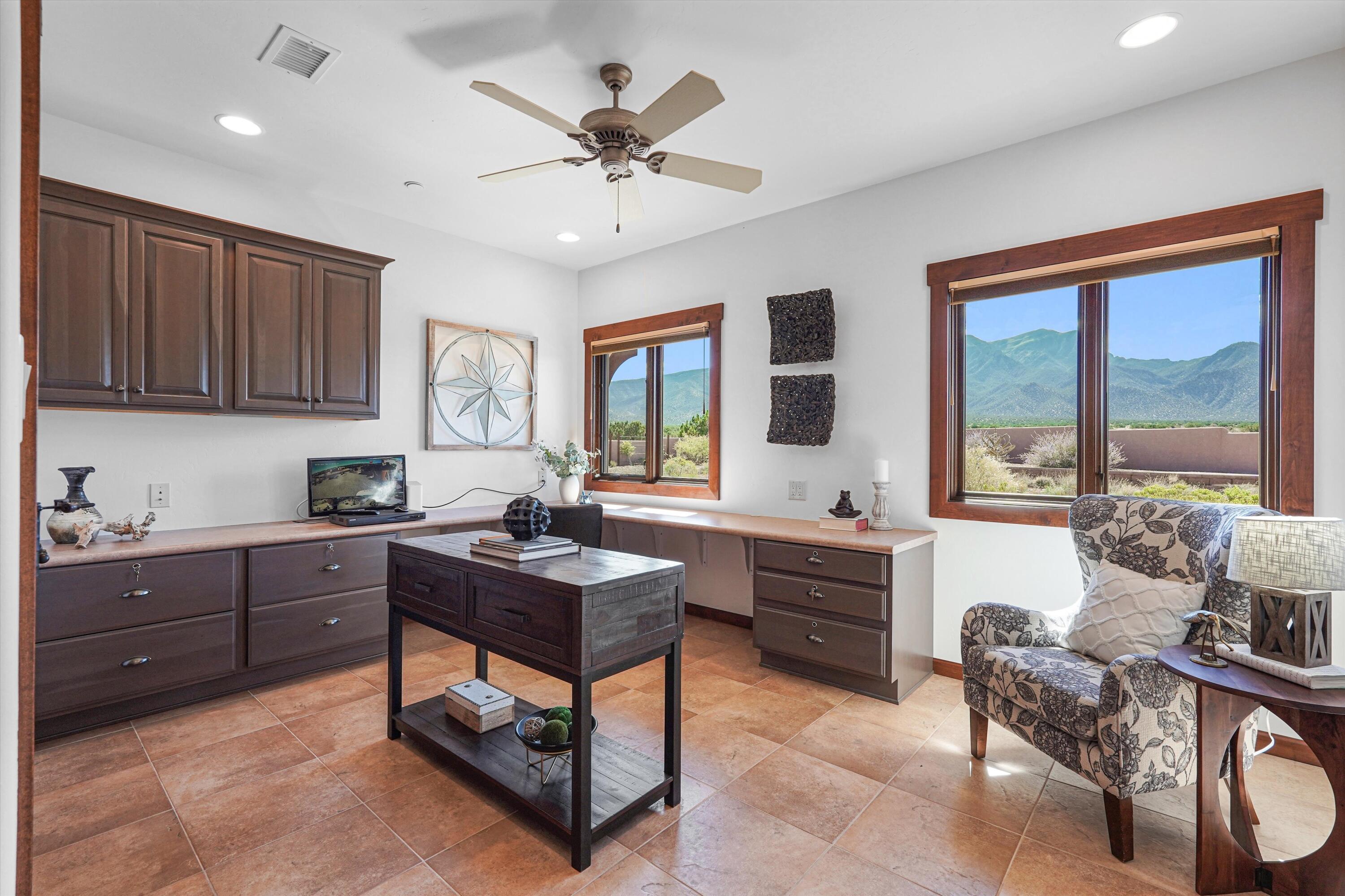 Photo 11 — 35 Apache Mesa Road
