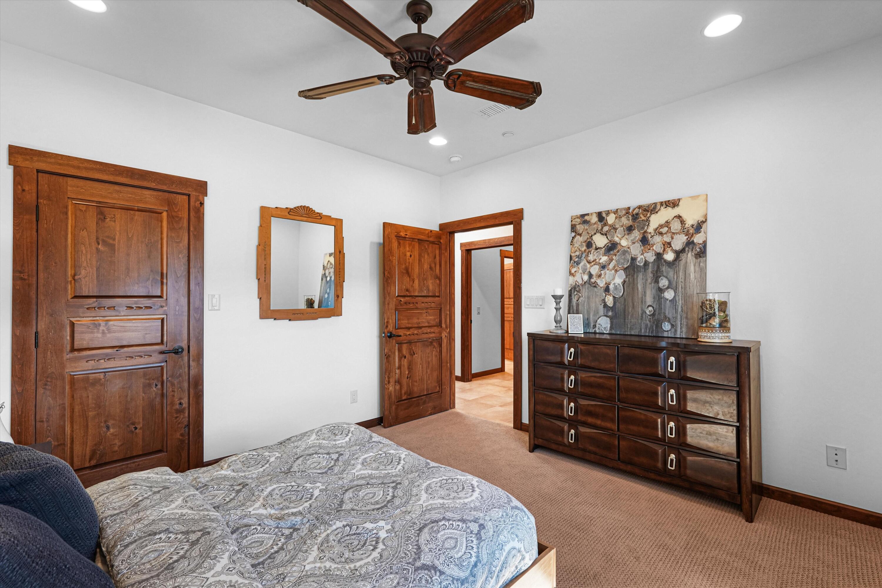 Photo 14 — 35 Apache Mesa Road