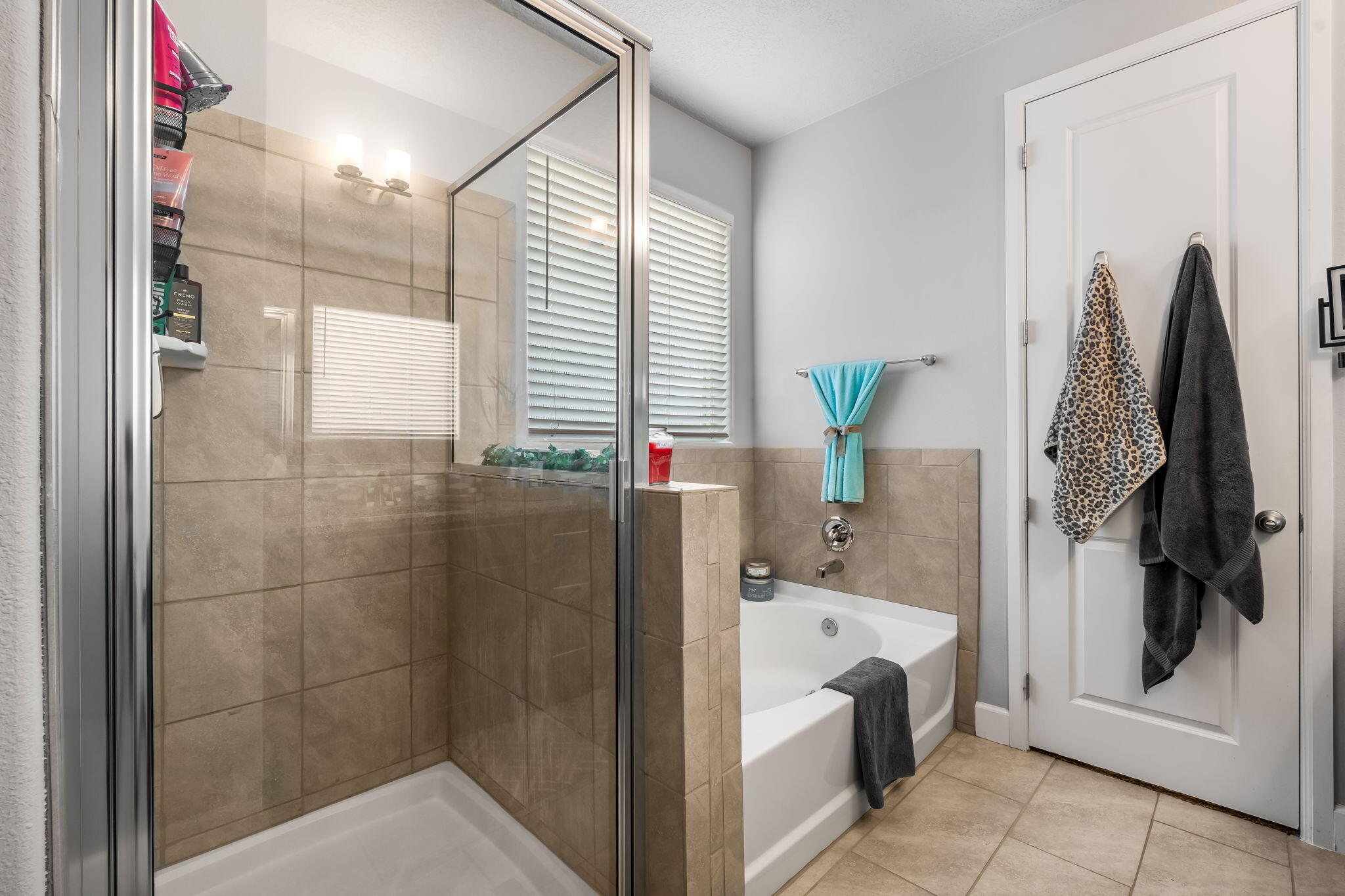 Photo 19 — 6215 Basil Place NW