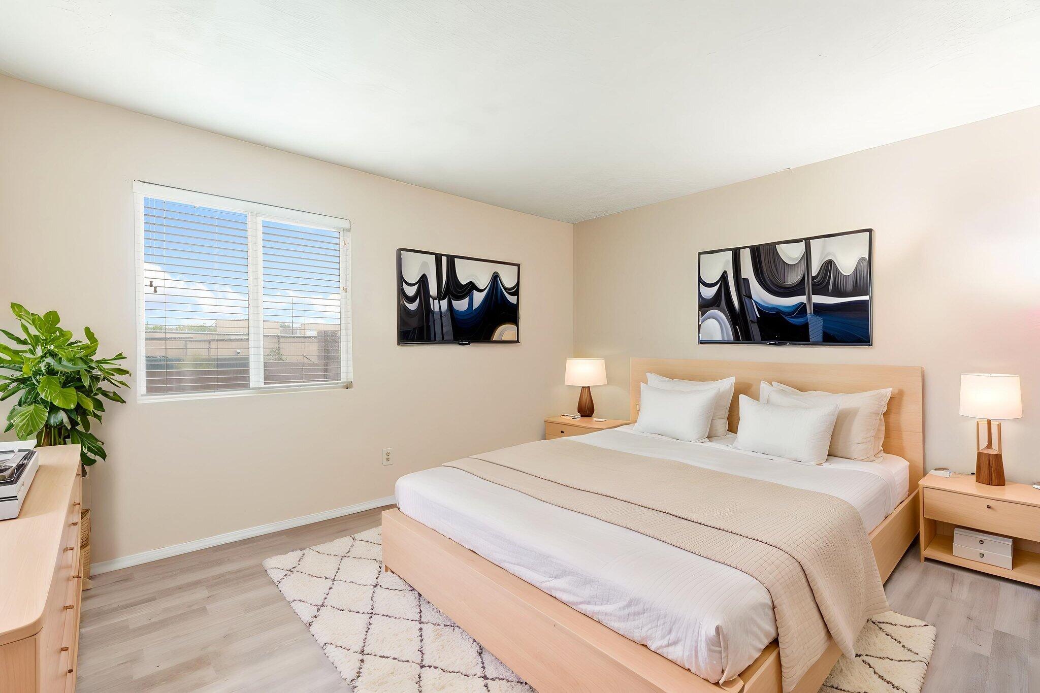 Photo 5 — 148 Pearl Drive NE