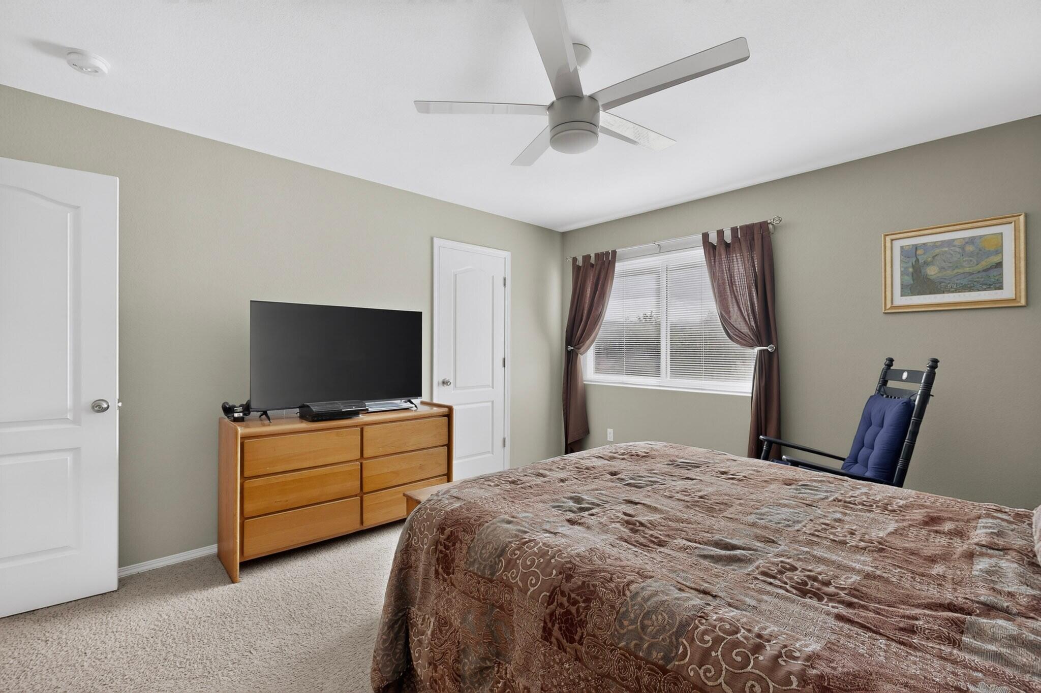 Photo 2 — 7372 Sidewinder Drive NE