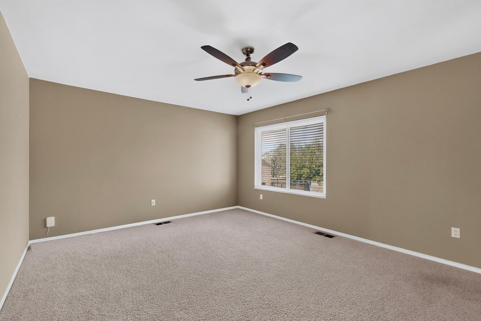 Photo 5 — 7372 Sidewinder Drive NE