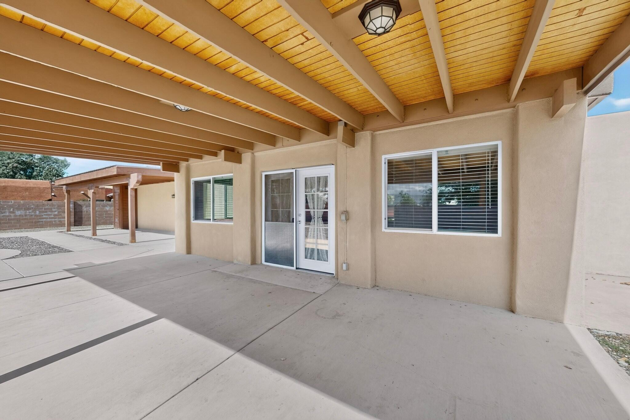 Photo 11 — 3802 Saint Andrews Drive SE