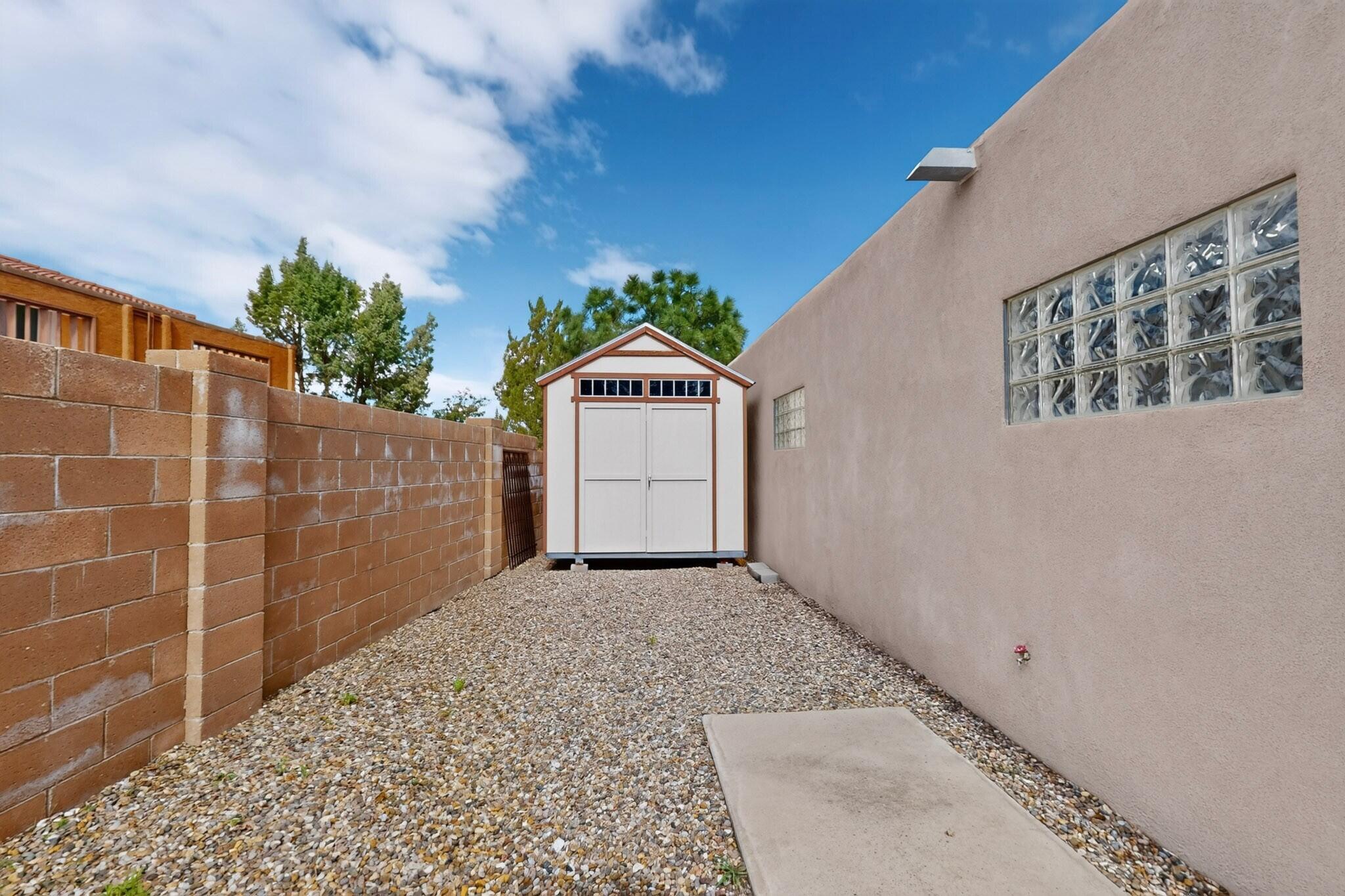 Photo 7 — 3802 Saint Andrews Drive SE