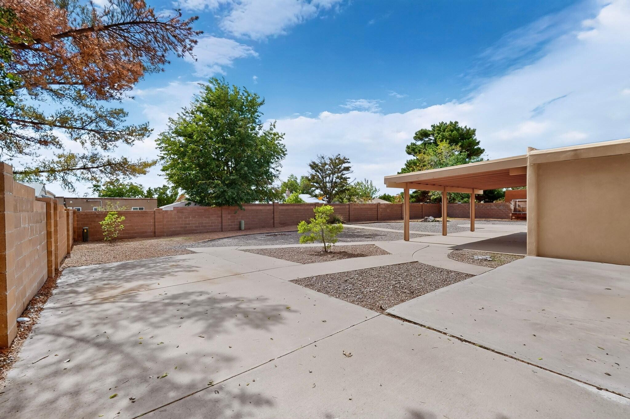 Photo 6 — 3802 Saint Andrews Drive SE