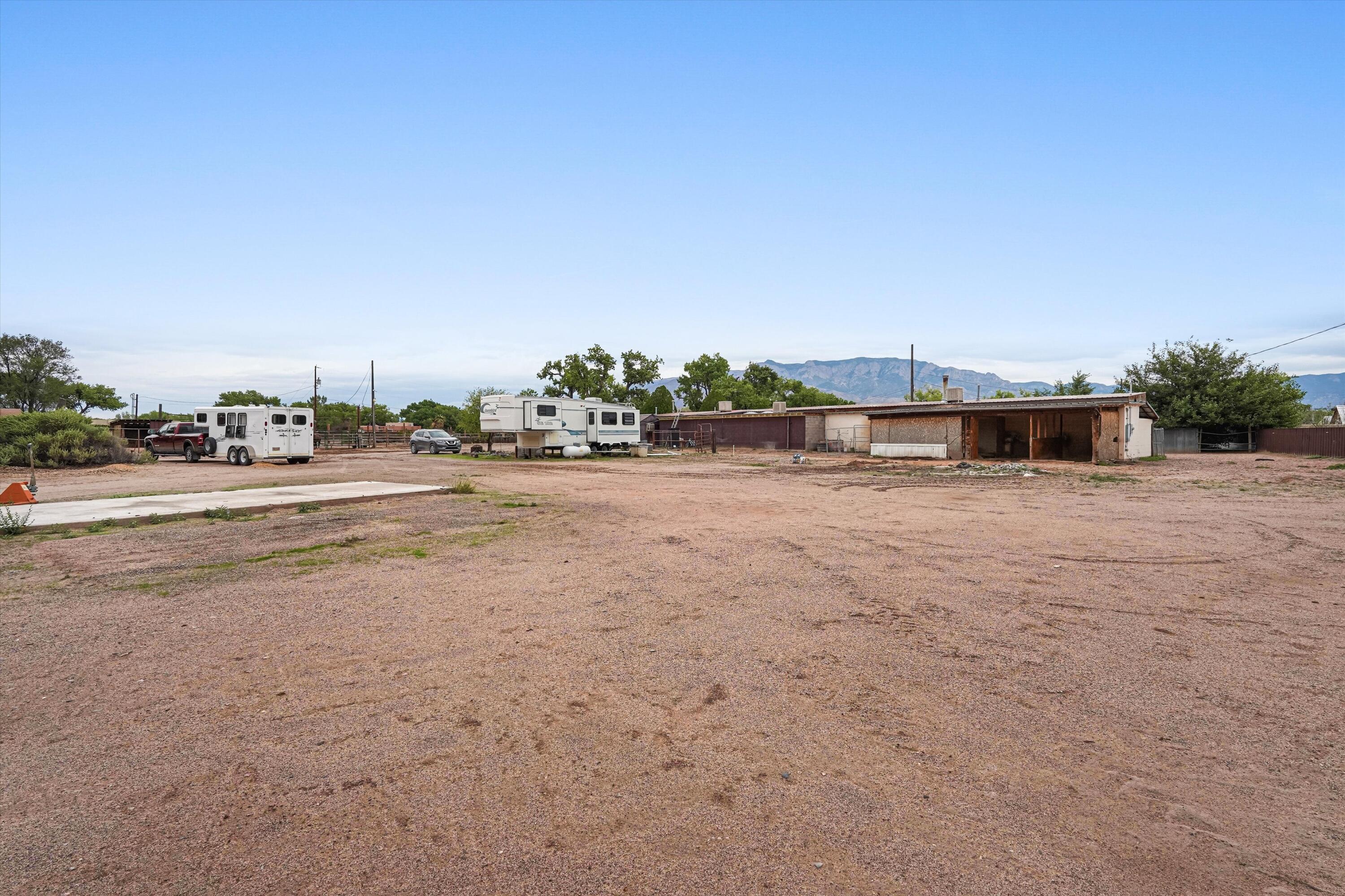 Photo 8 — 490 E Valverde Road