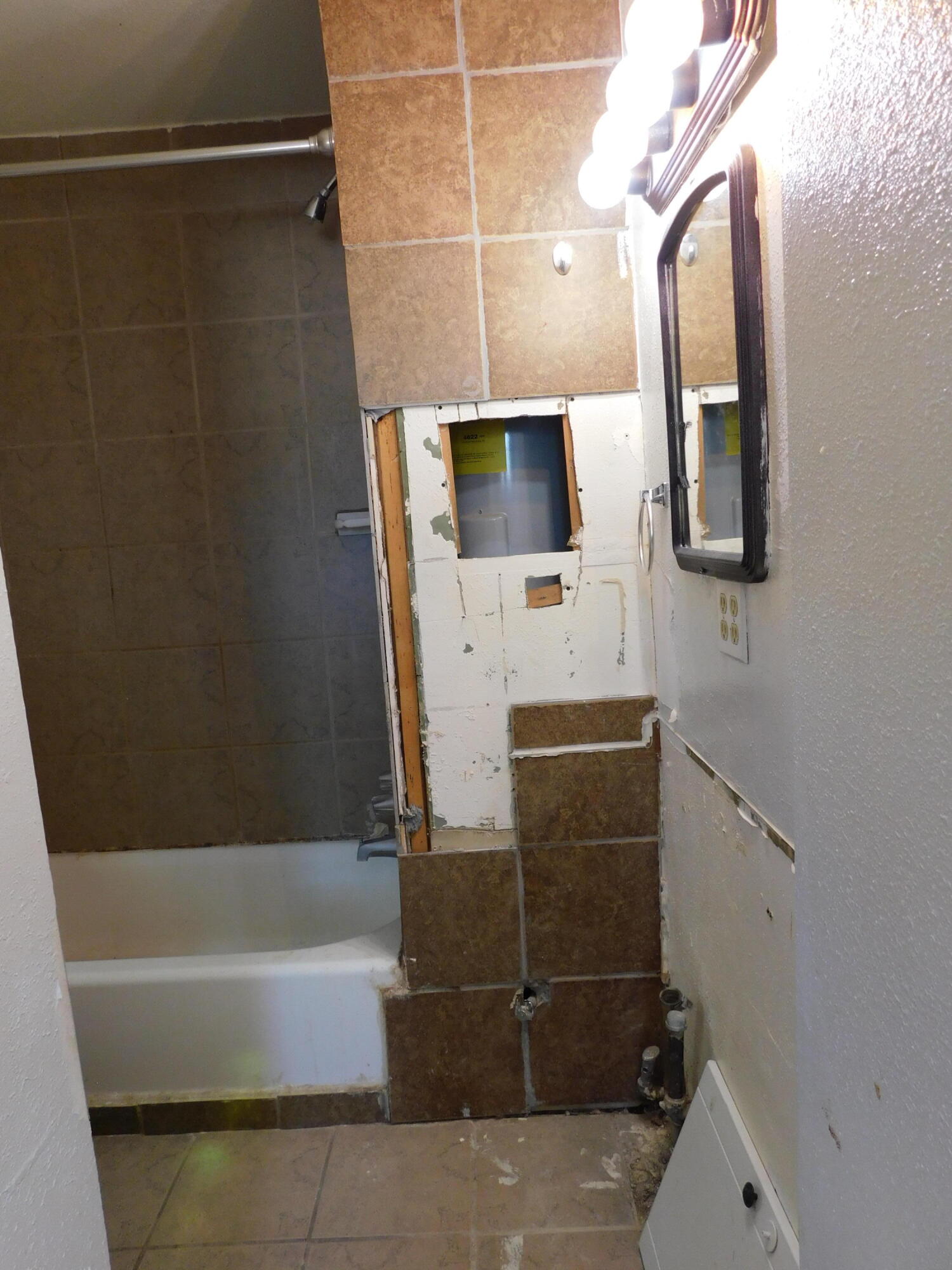 Photo 12 — 104 Mc Cutcheon Avenue