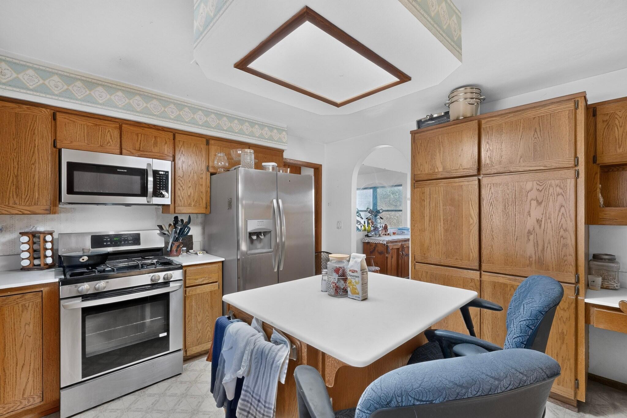 Photo 10 — 1328 Rio Grande Boulevard SW