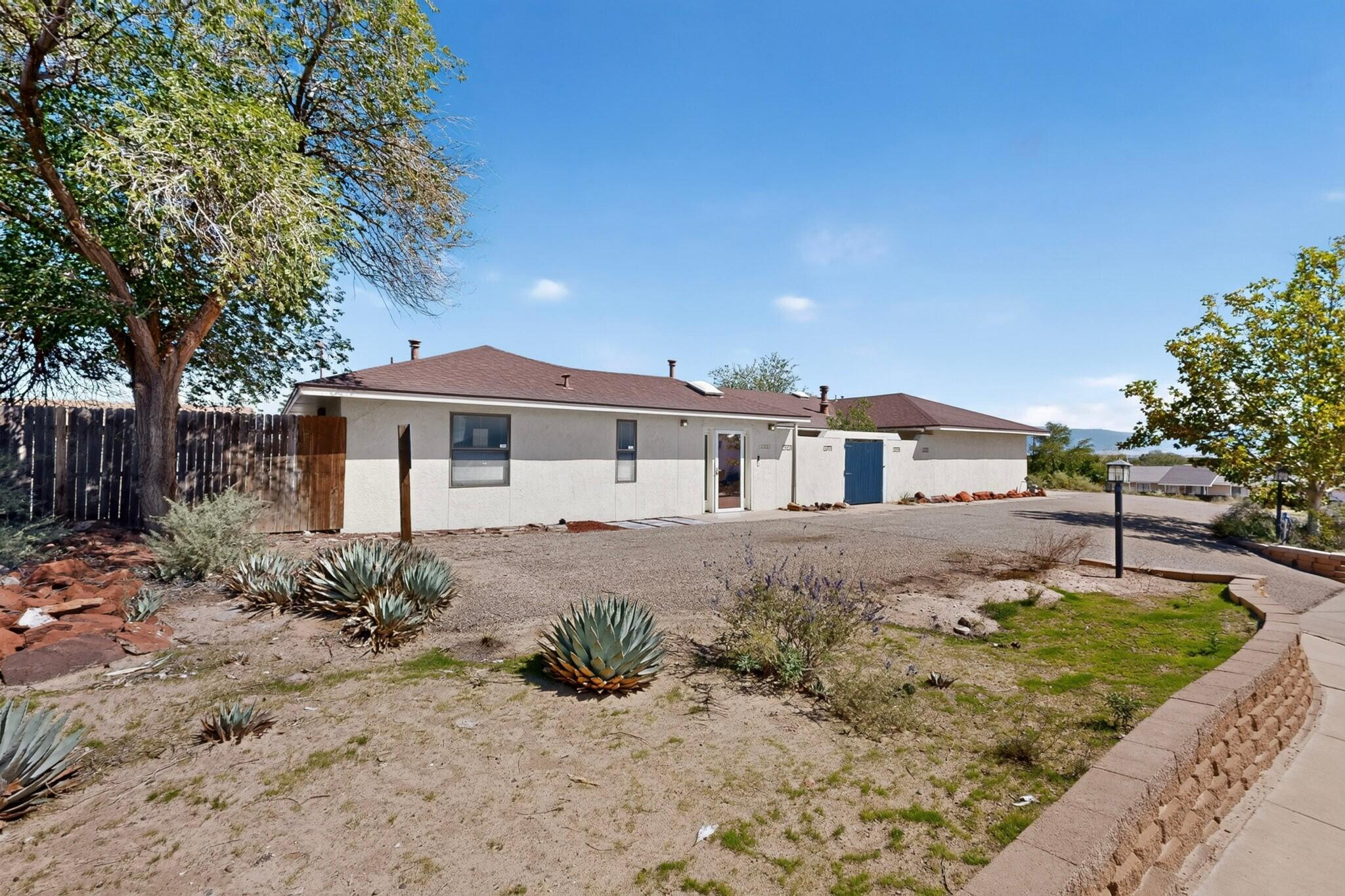 Photo 2 — 1328 Rio Grande Boulevard SW