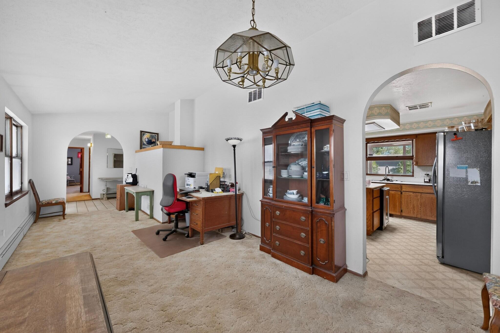 Photo 7 — 1328 Rio Grande Boulevard SW