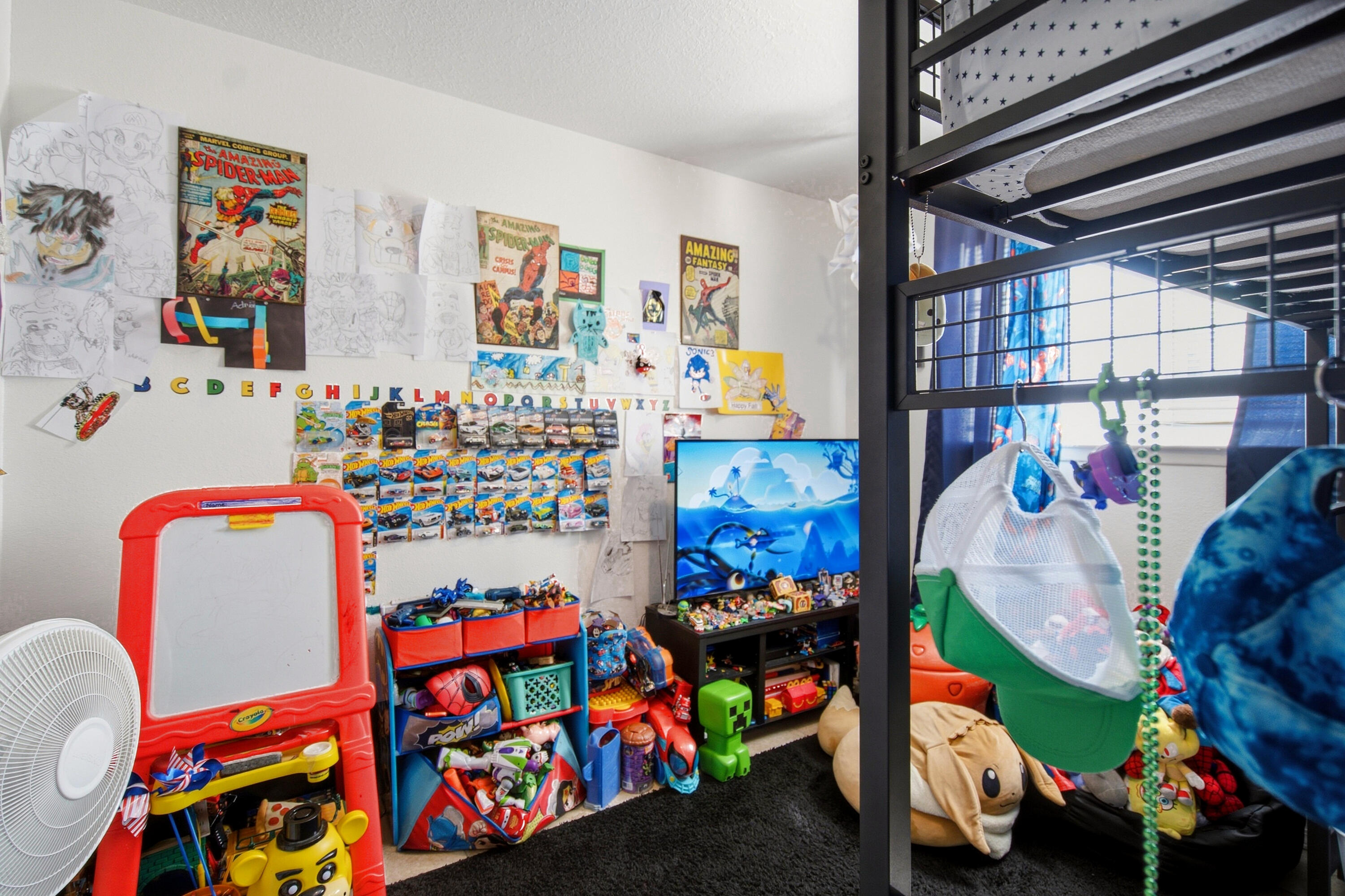 Photo 2 — 229 Hanosh Court SE 4