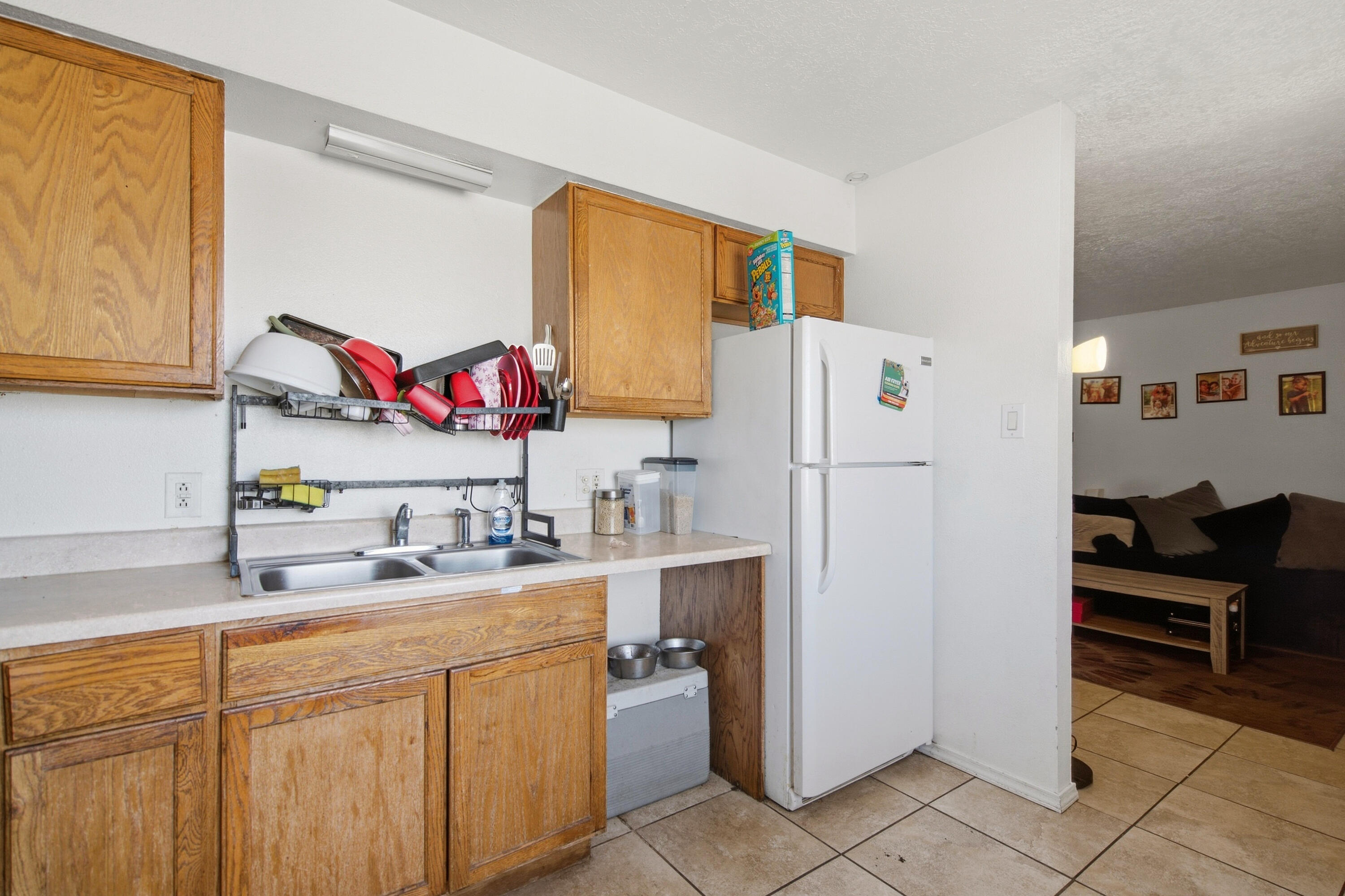 Photo 6 — 229 Hanosh Court SE 4