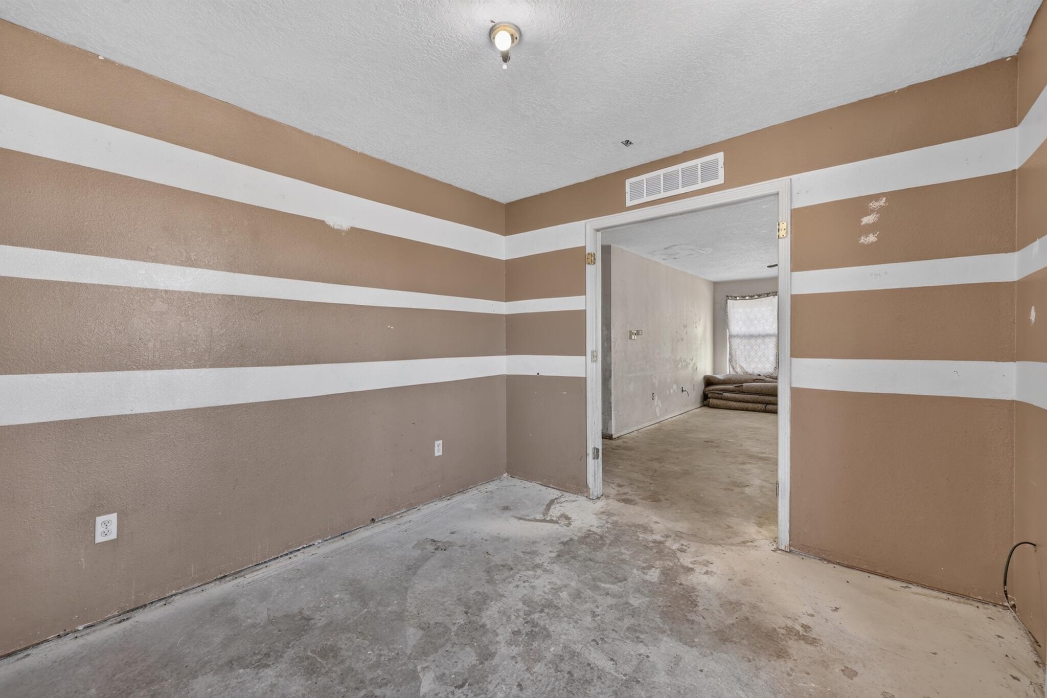 Photo 6 — 7508 Purple Fringe Road SW