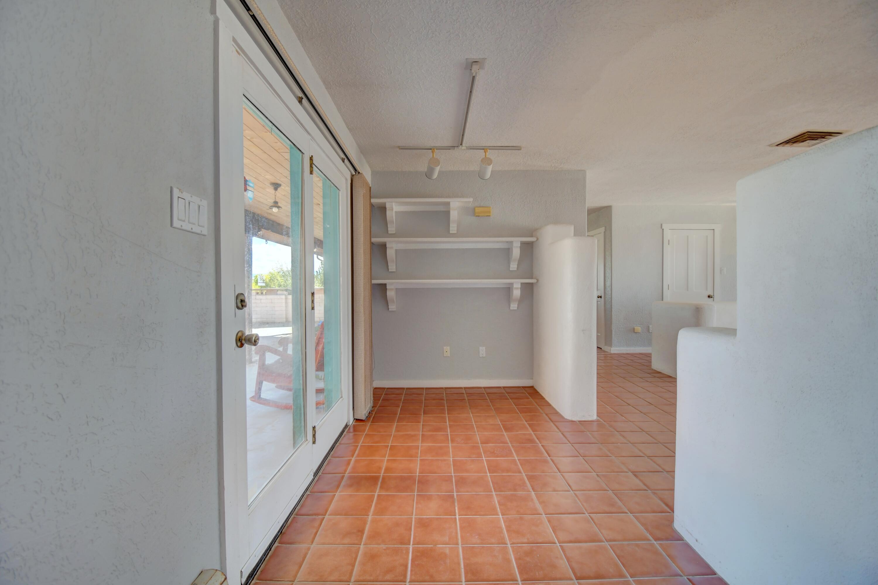 Photo 5 — 1301 Dulcinea Lane