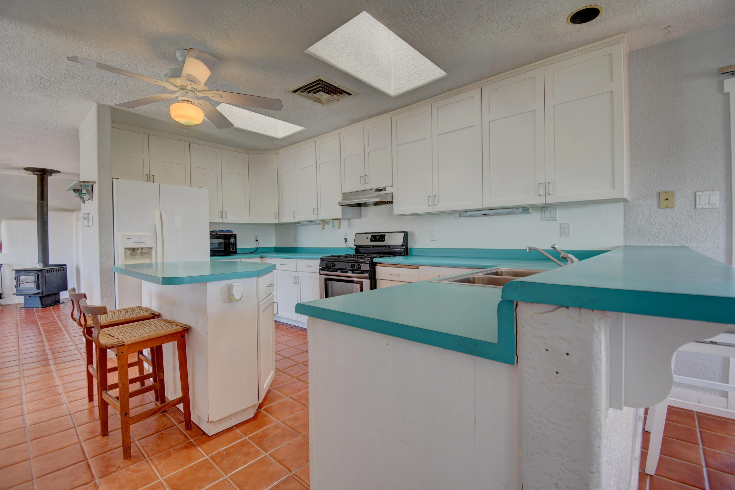 Photo 15 — 1301 Dulcinea Lane