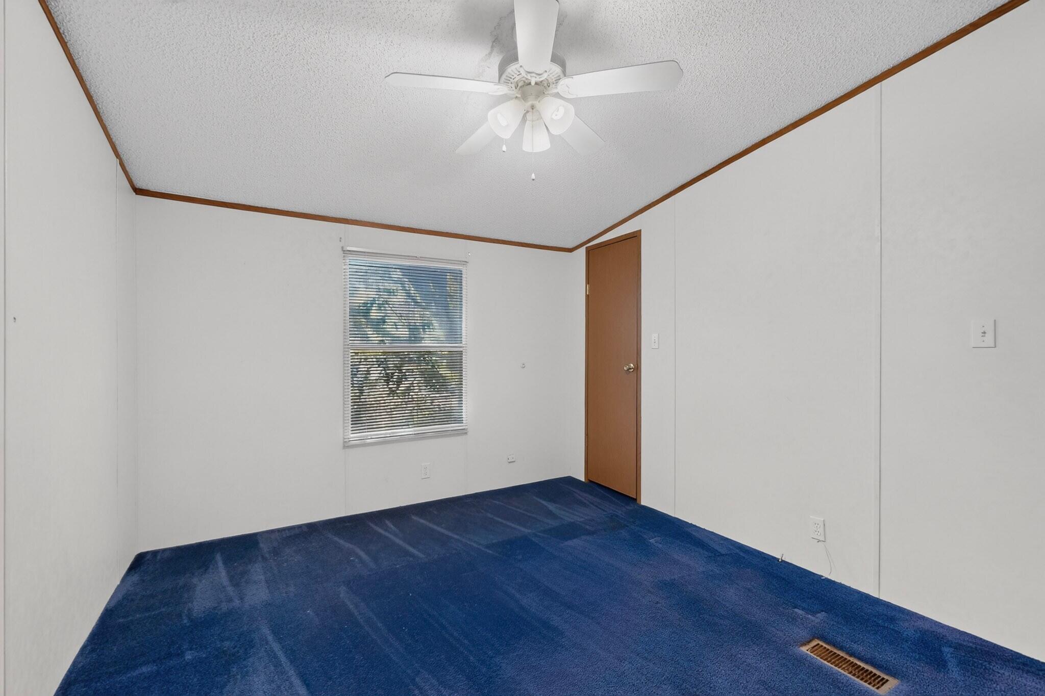Photo 9 — 37 Darby Drive