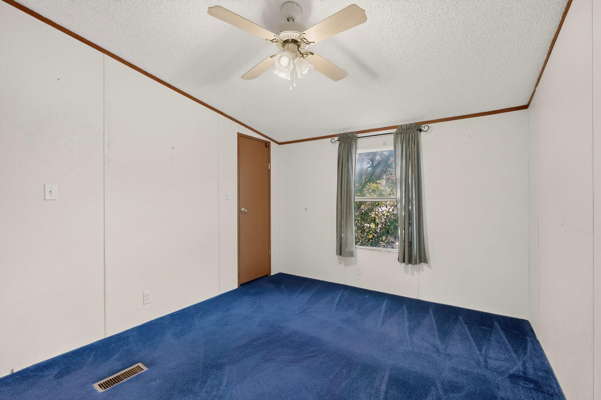 Photo 11 — 37 Darby Drive