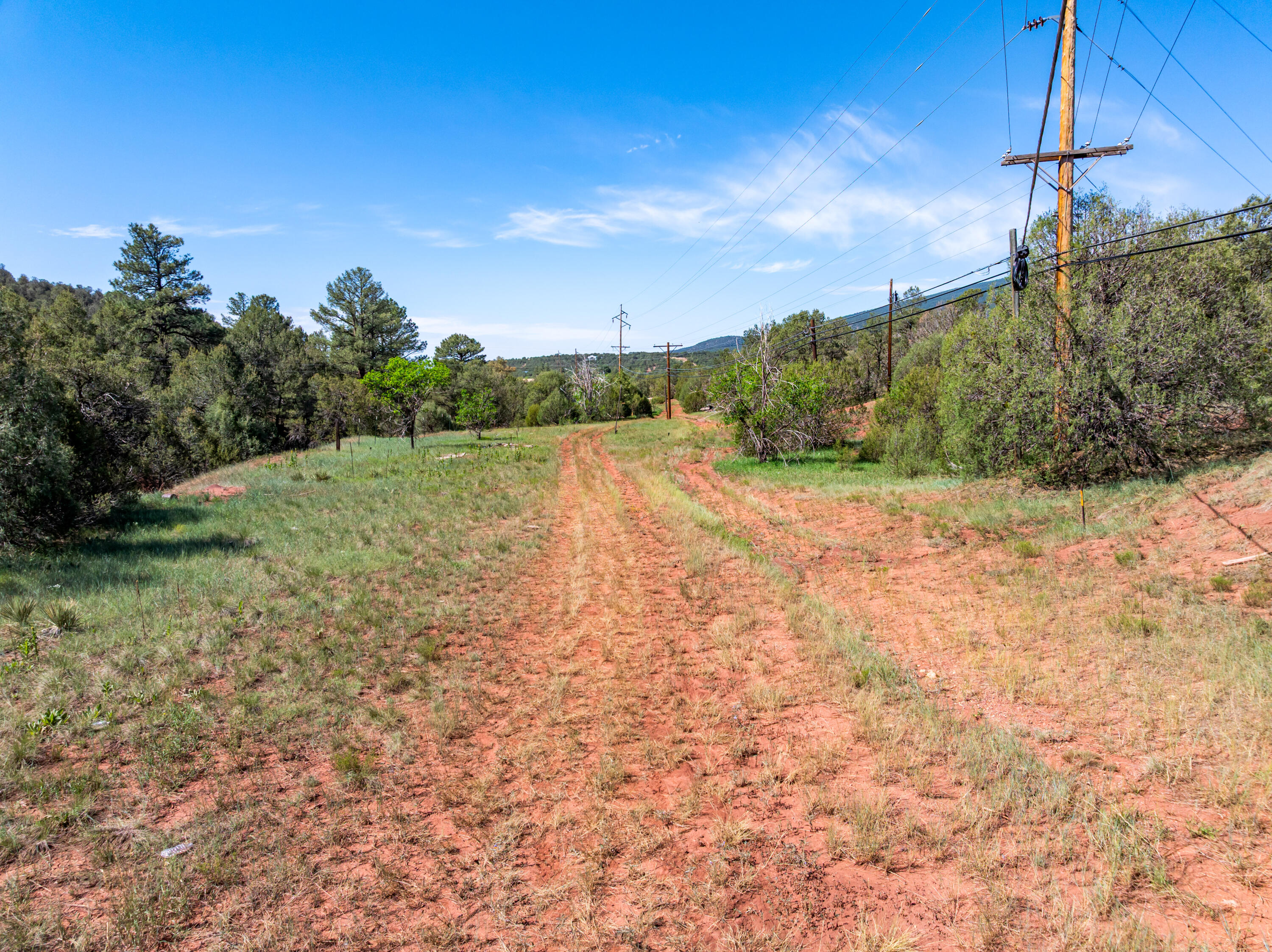 Photo 10 — 2-B Snowline Road