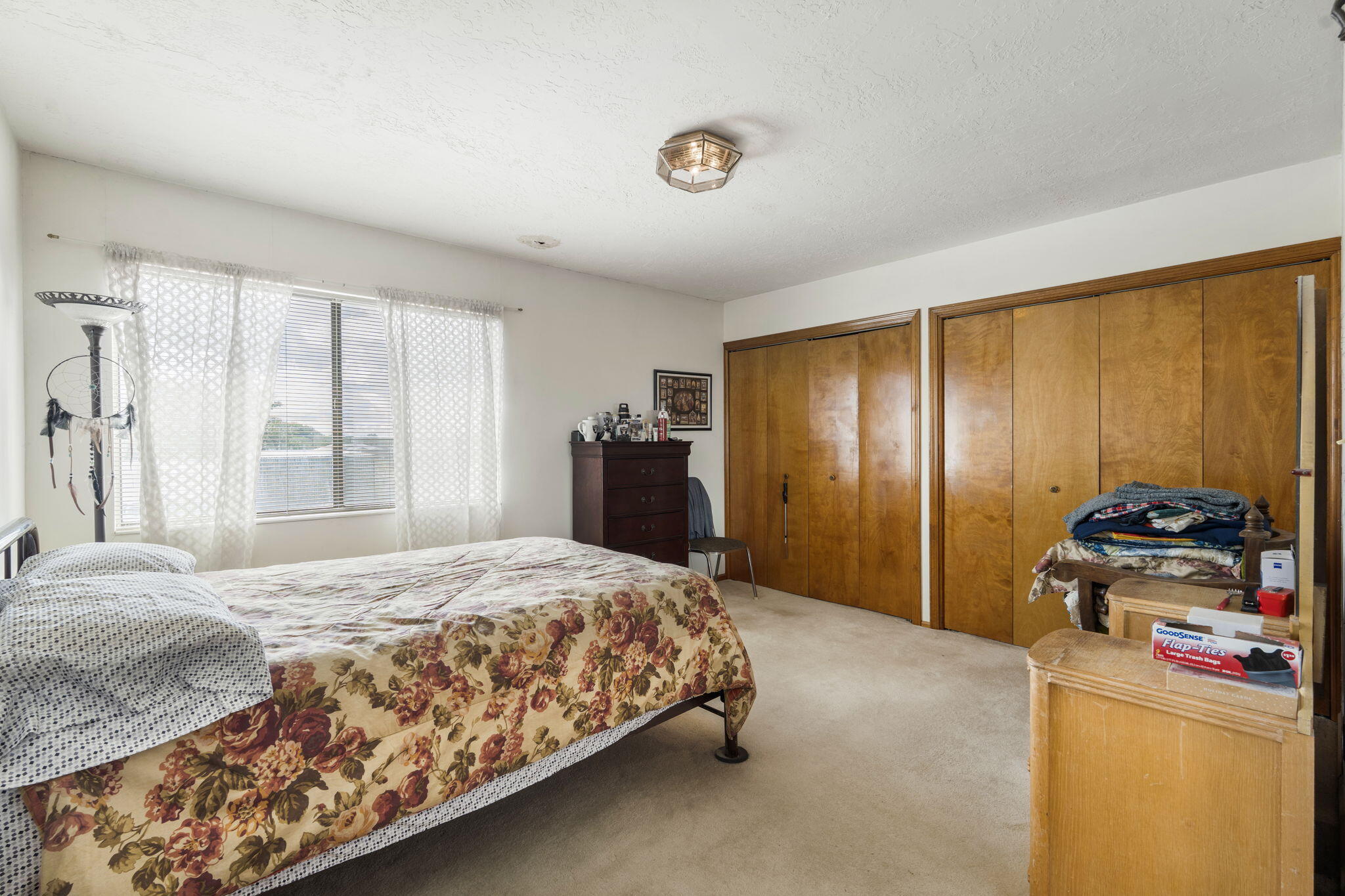 Photo 6 — 2410 Sunshine Road SW