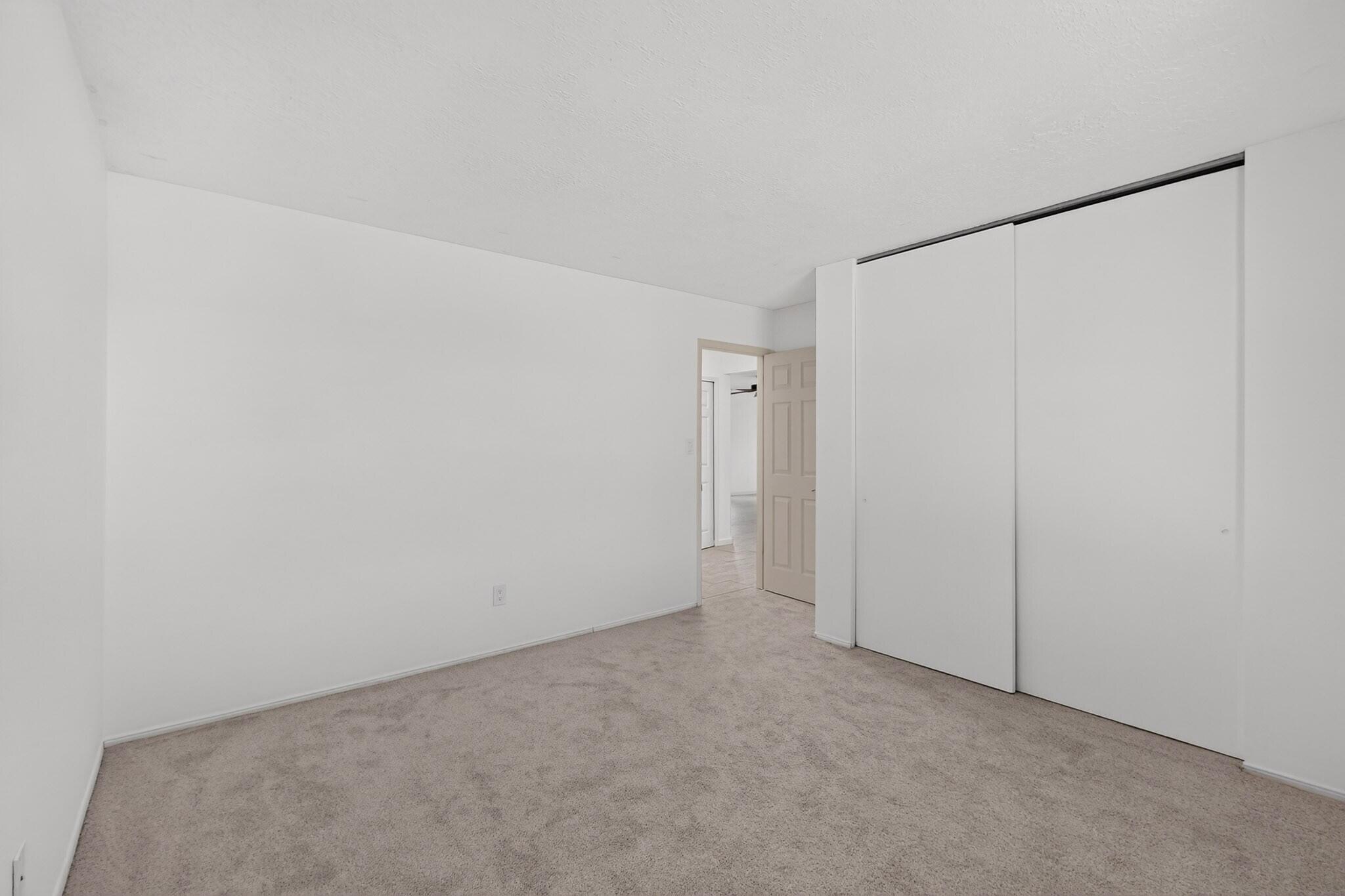 Photo 10 — 4635 Gypsum Drive NE