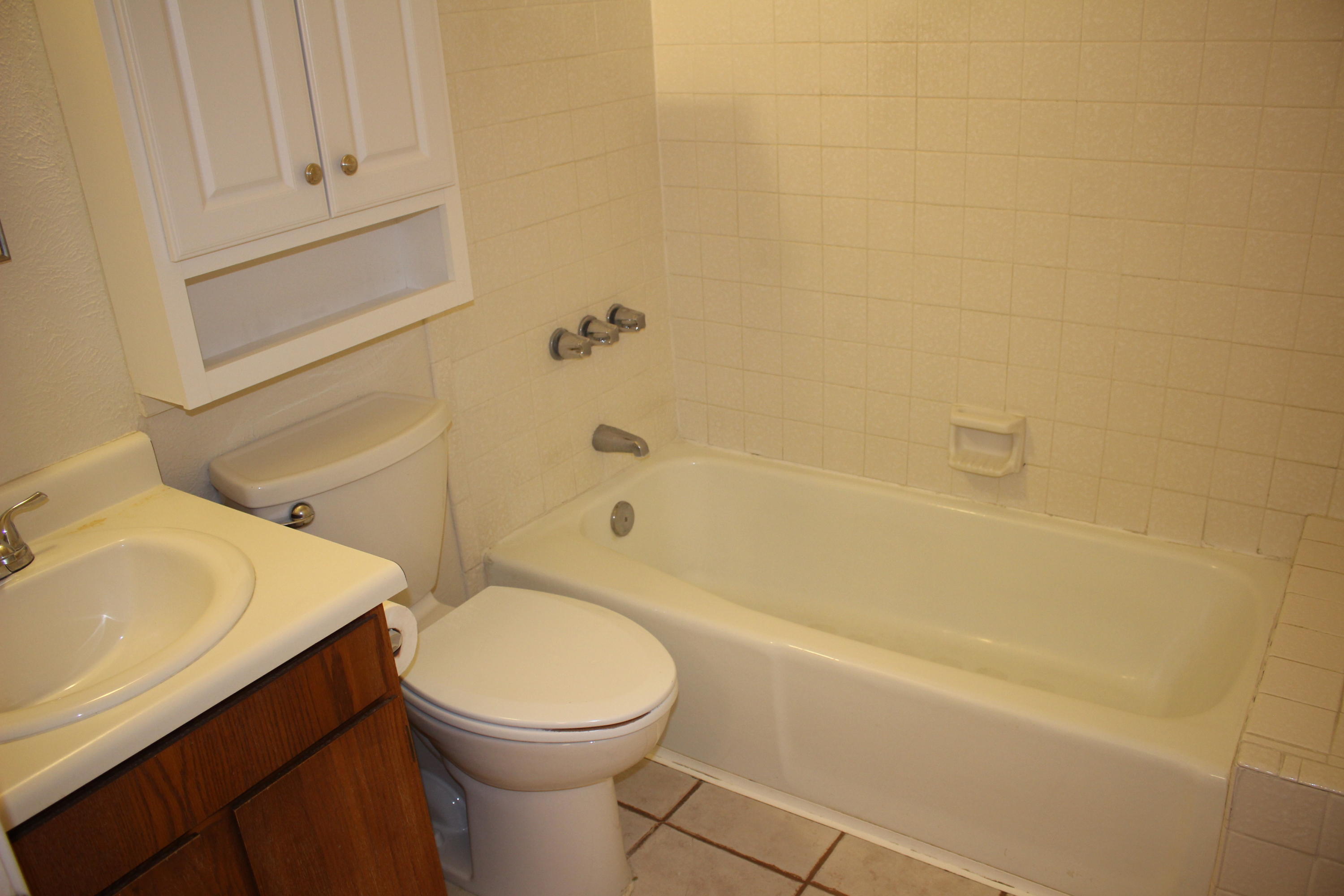 Photo 6 — 2820 Palo Verde Drive NE C