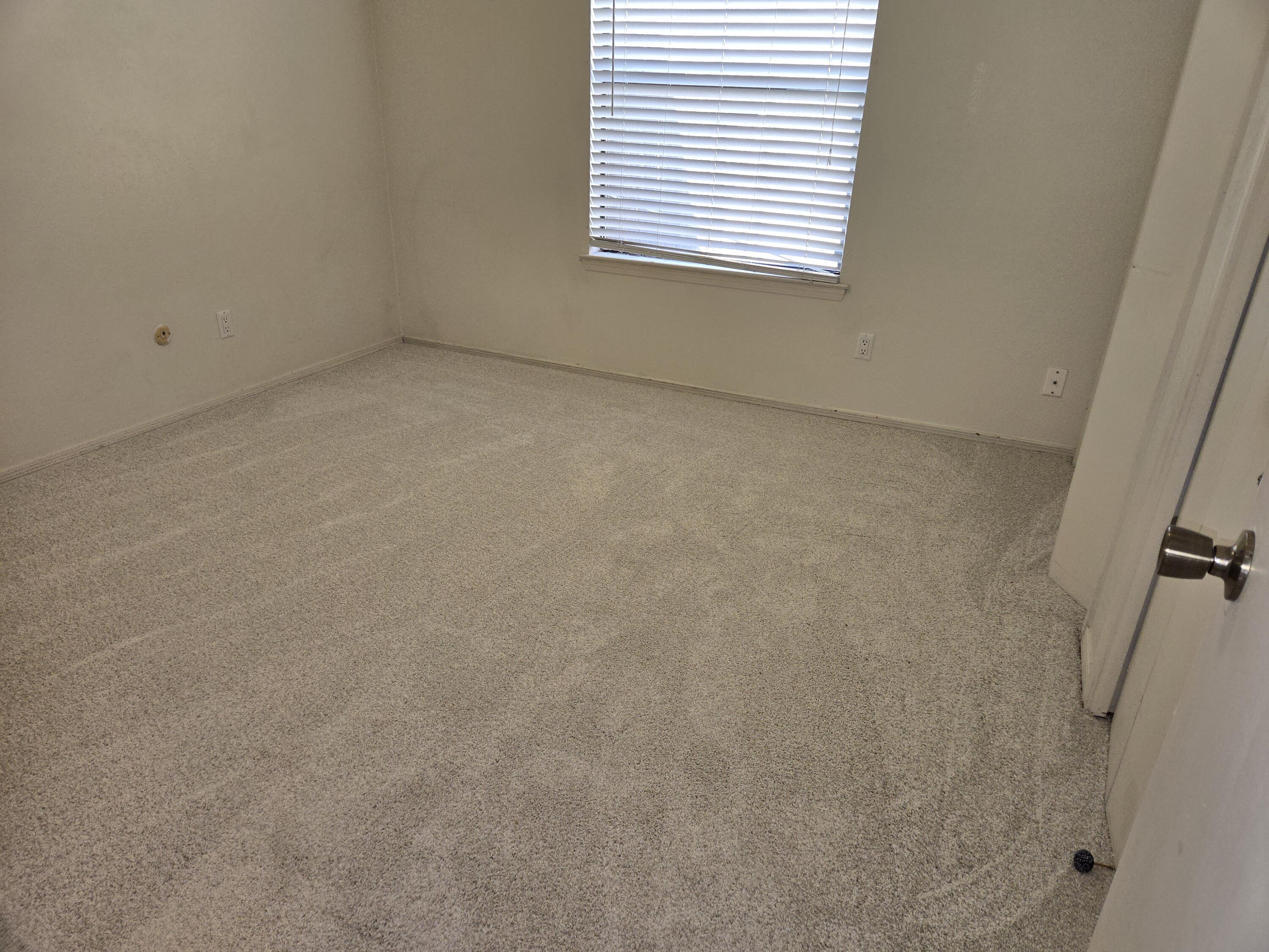 Photo 4 — 2820 Palo Verde Drive NE C