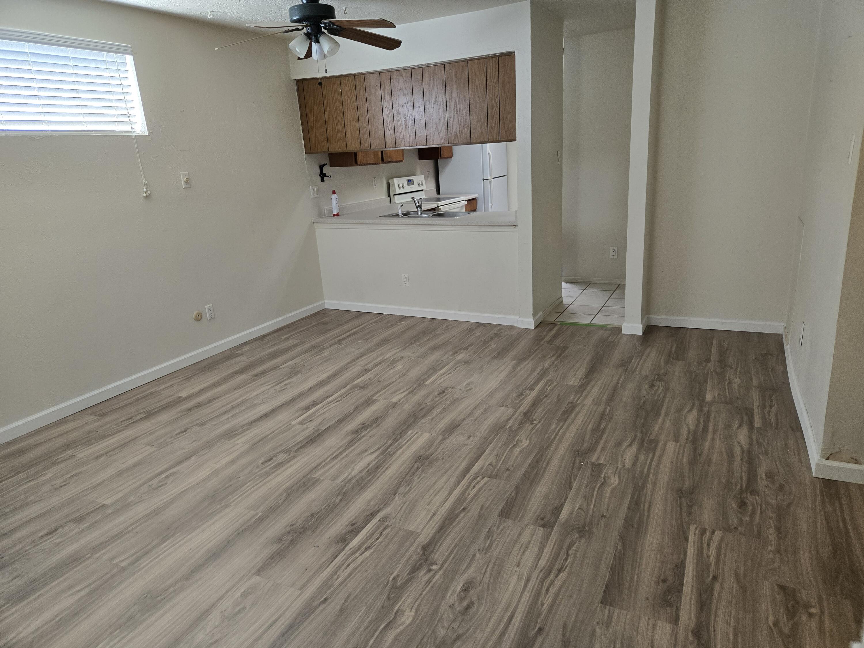 Photo 11 — 2820 Palo Verde Drive NE C