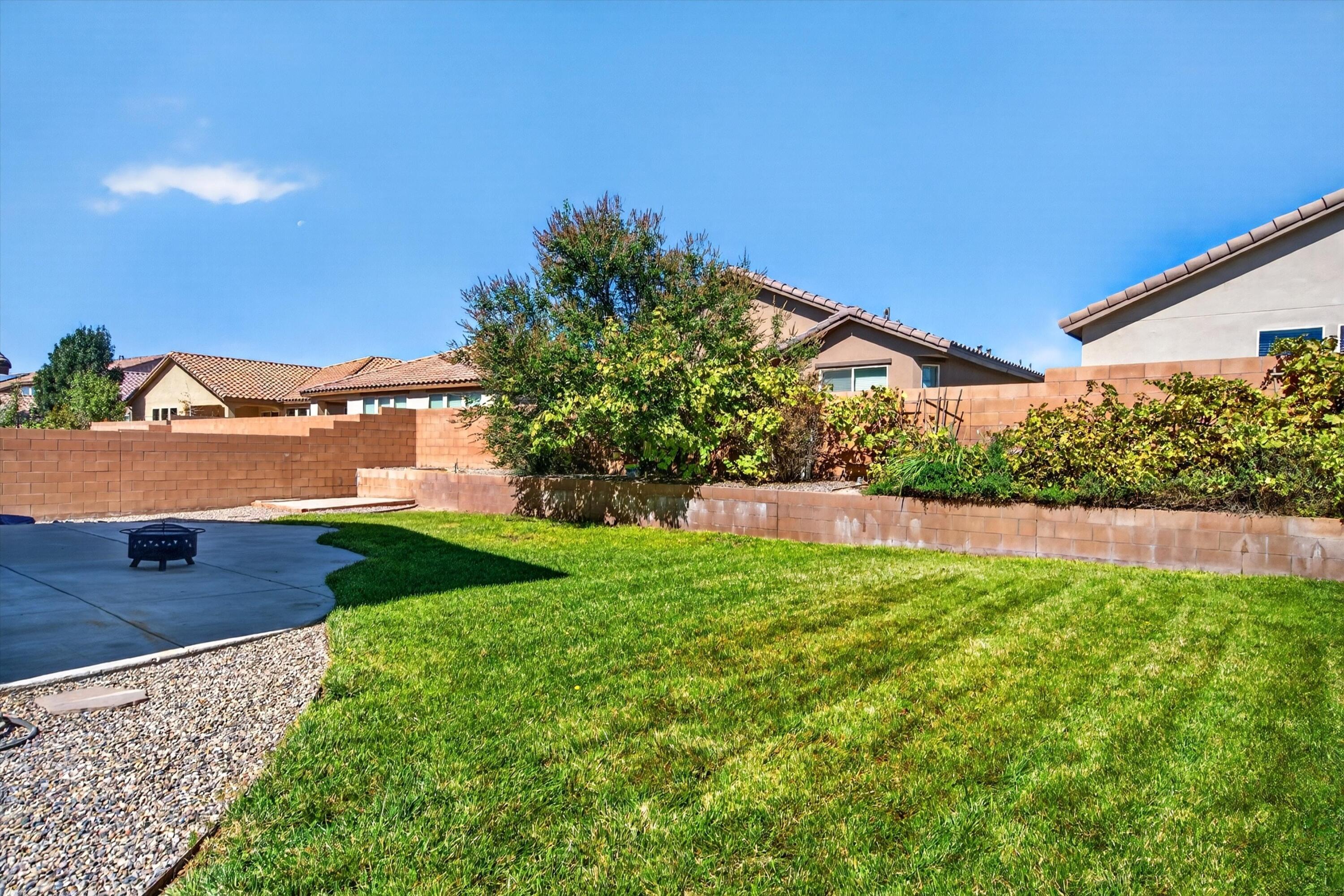 Photo 6 — 2825 Bayas Road SE