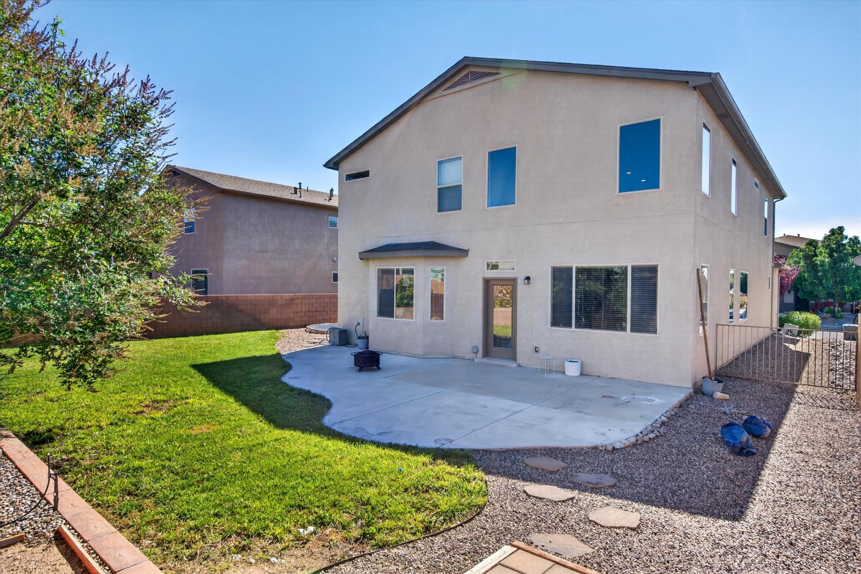 Photo 4 — 2825 Bayas Road SE
