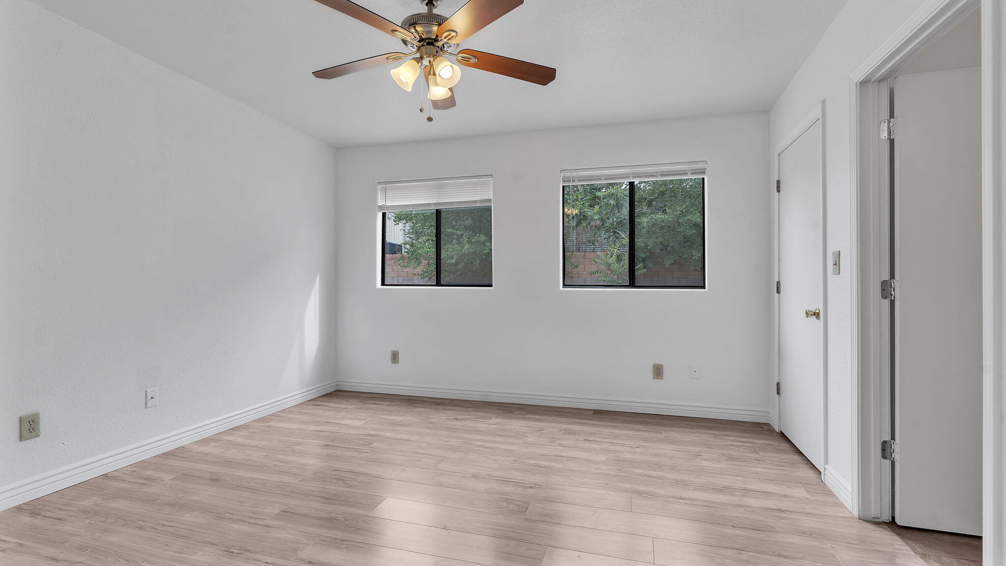 Photo 13 — 112 Hilton Avenue NW