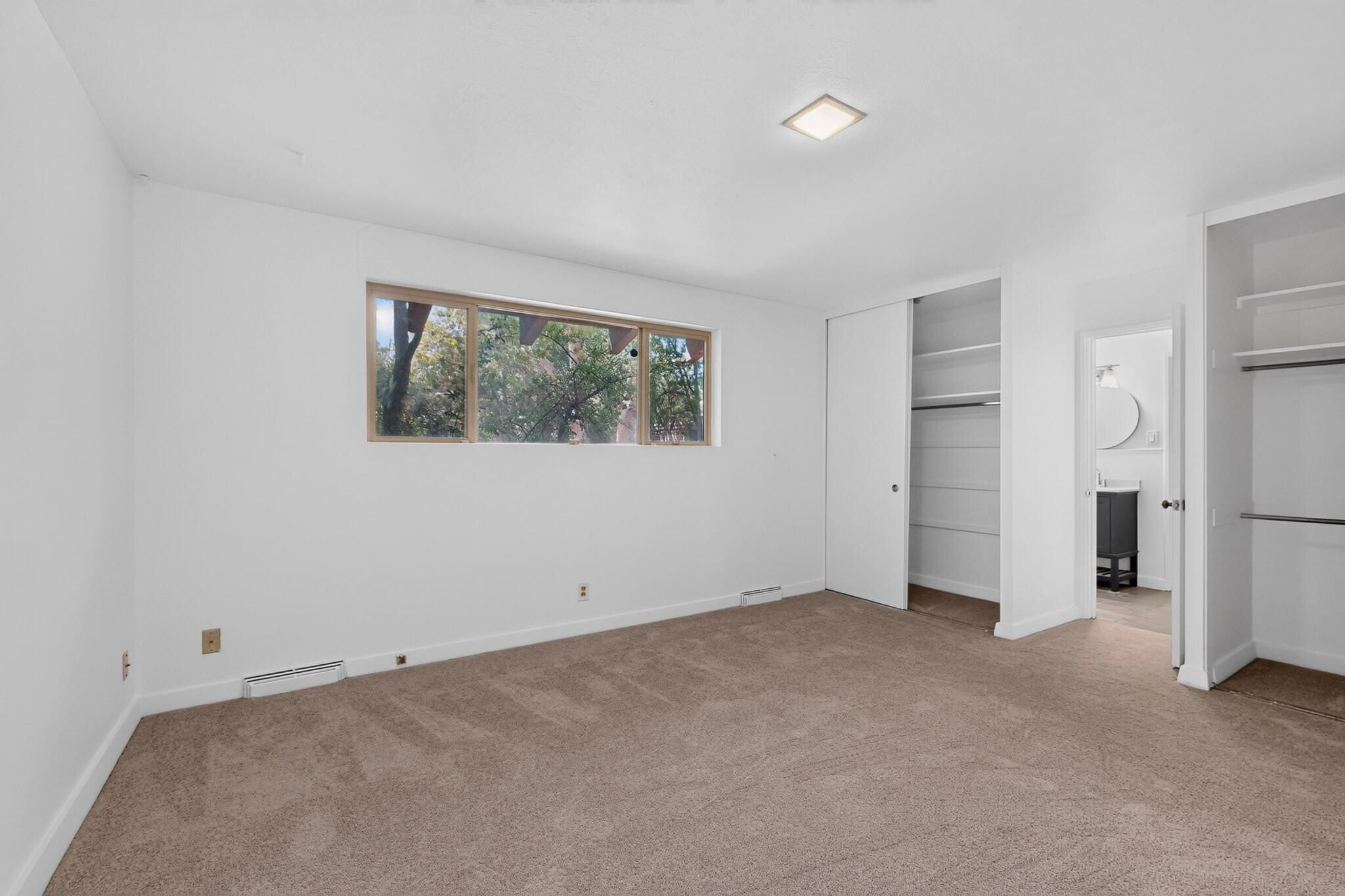 Photo 9 — 1001 Ridgecrest Drive SE