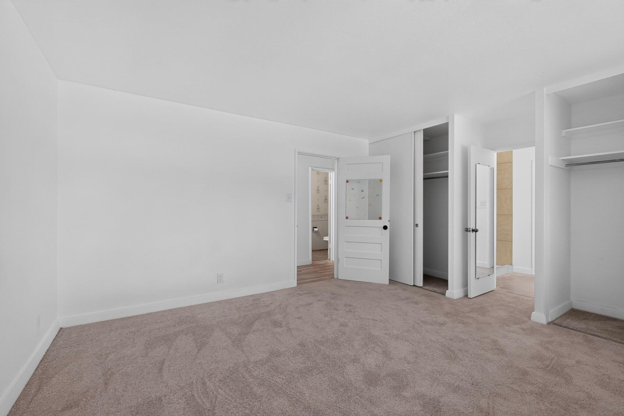 Photo 7 — 1001 Ridgecrest Drive SE