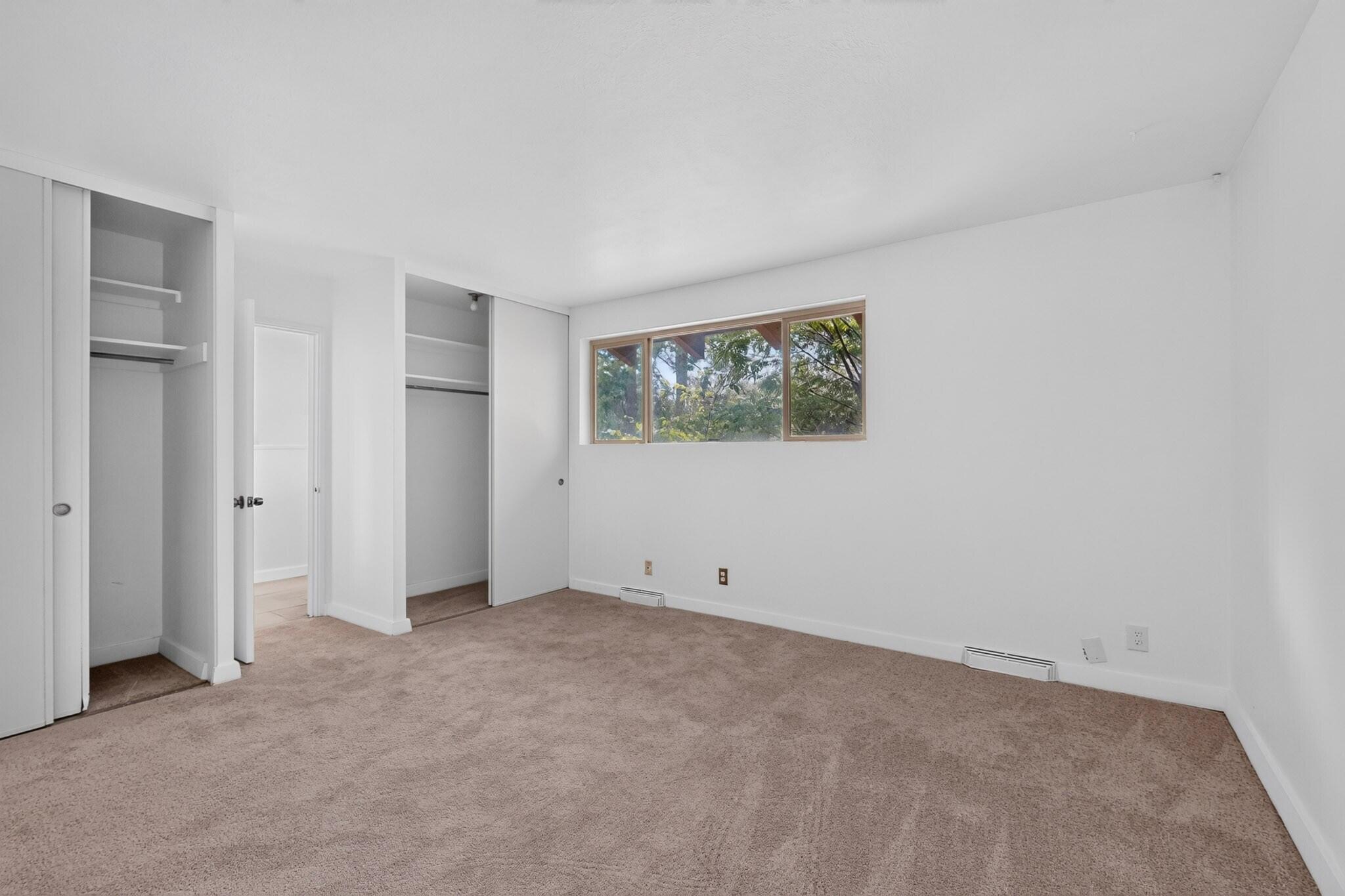 Photo 6 — 1001 Ridgecrest Drive SE