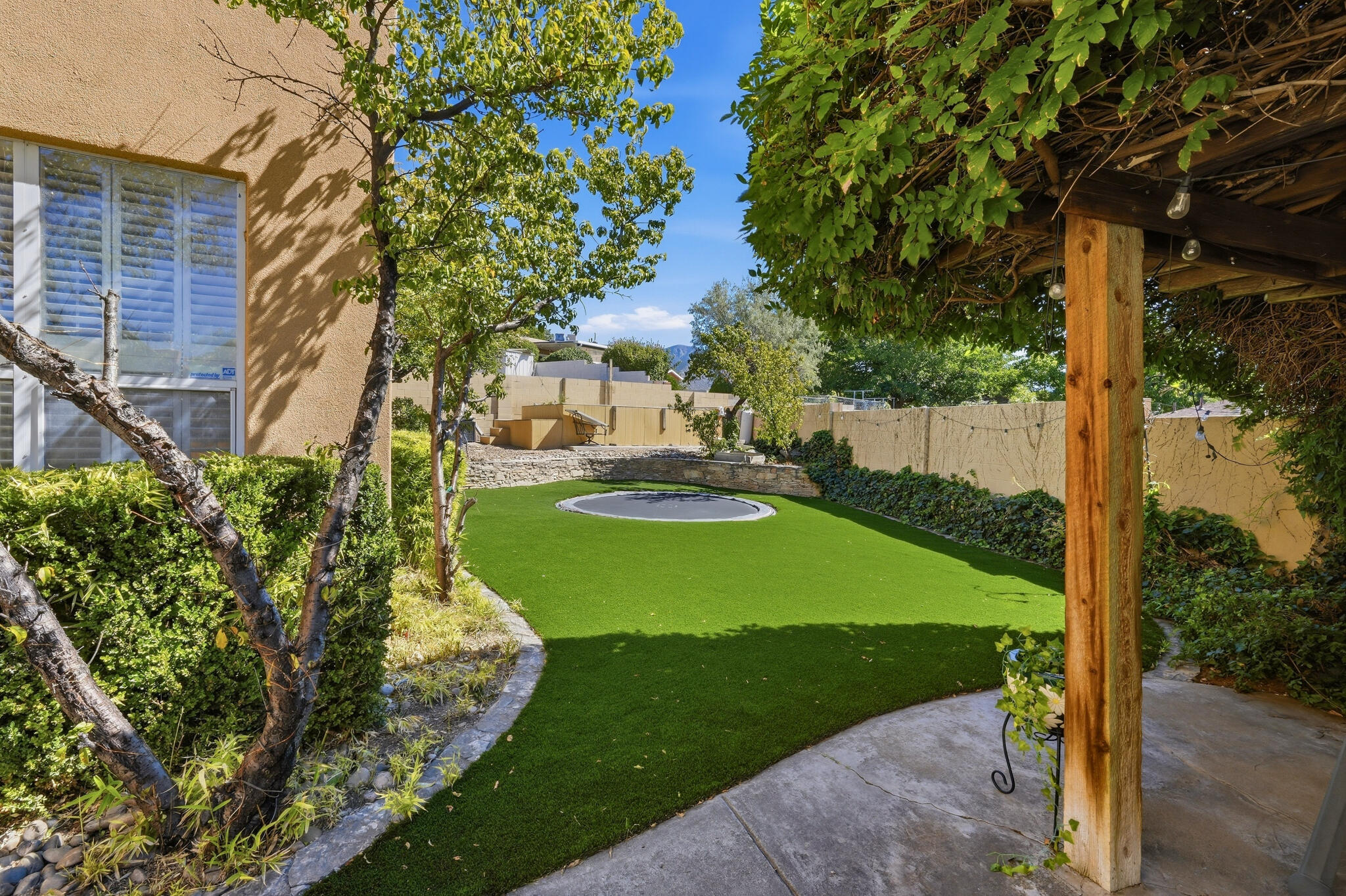 Photo 18 — 10016 Academy Knolls Drive NE