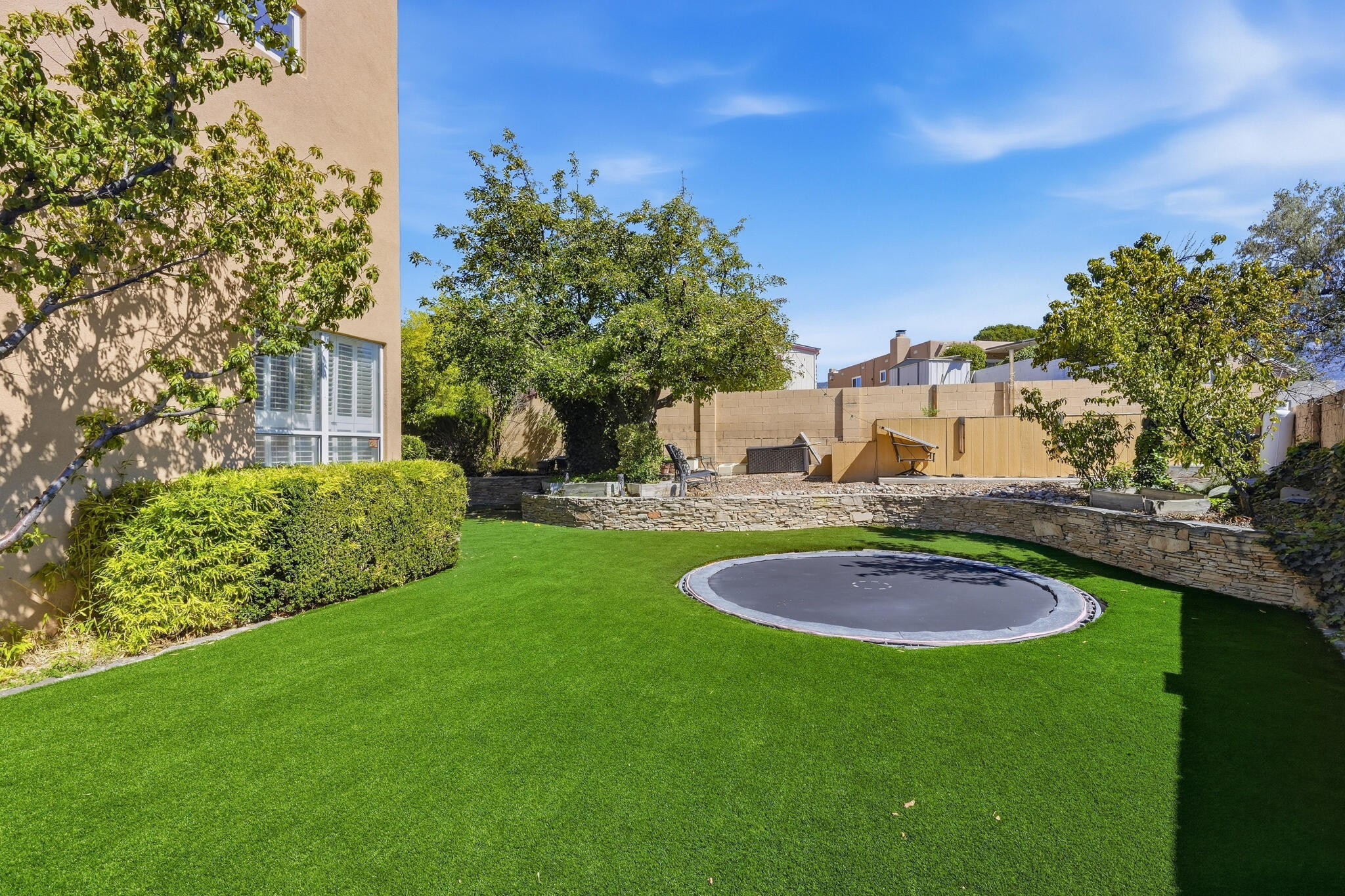 Photo 17 — 10016 Academy Knolls Drive NE