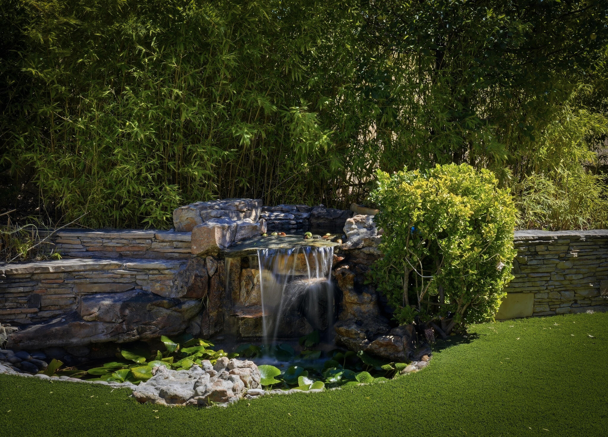 Photo 11 — 10016 Academy Knolls Drive NE