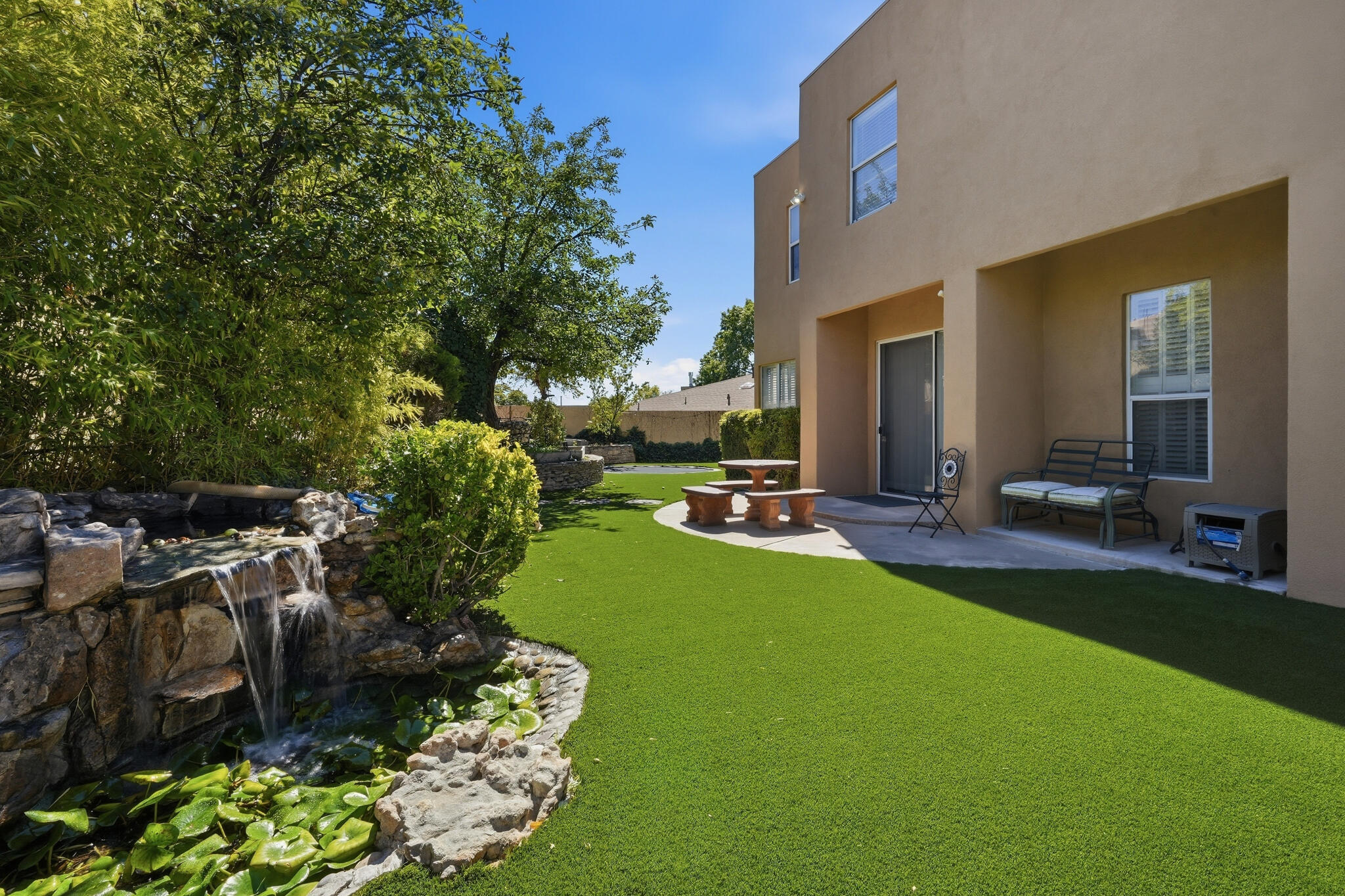 Photo 8 — 10016 Academy Knolls Drive NE