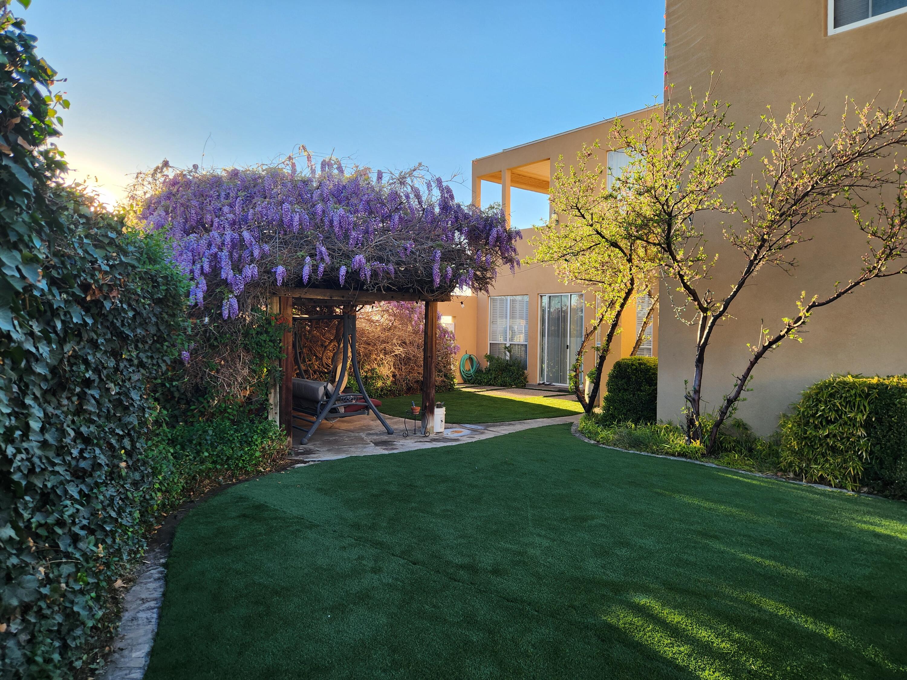 Photo 6 — 10016 Academy Knolls Drive NE