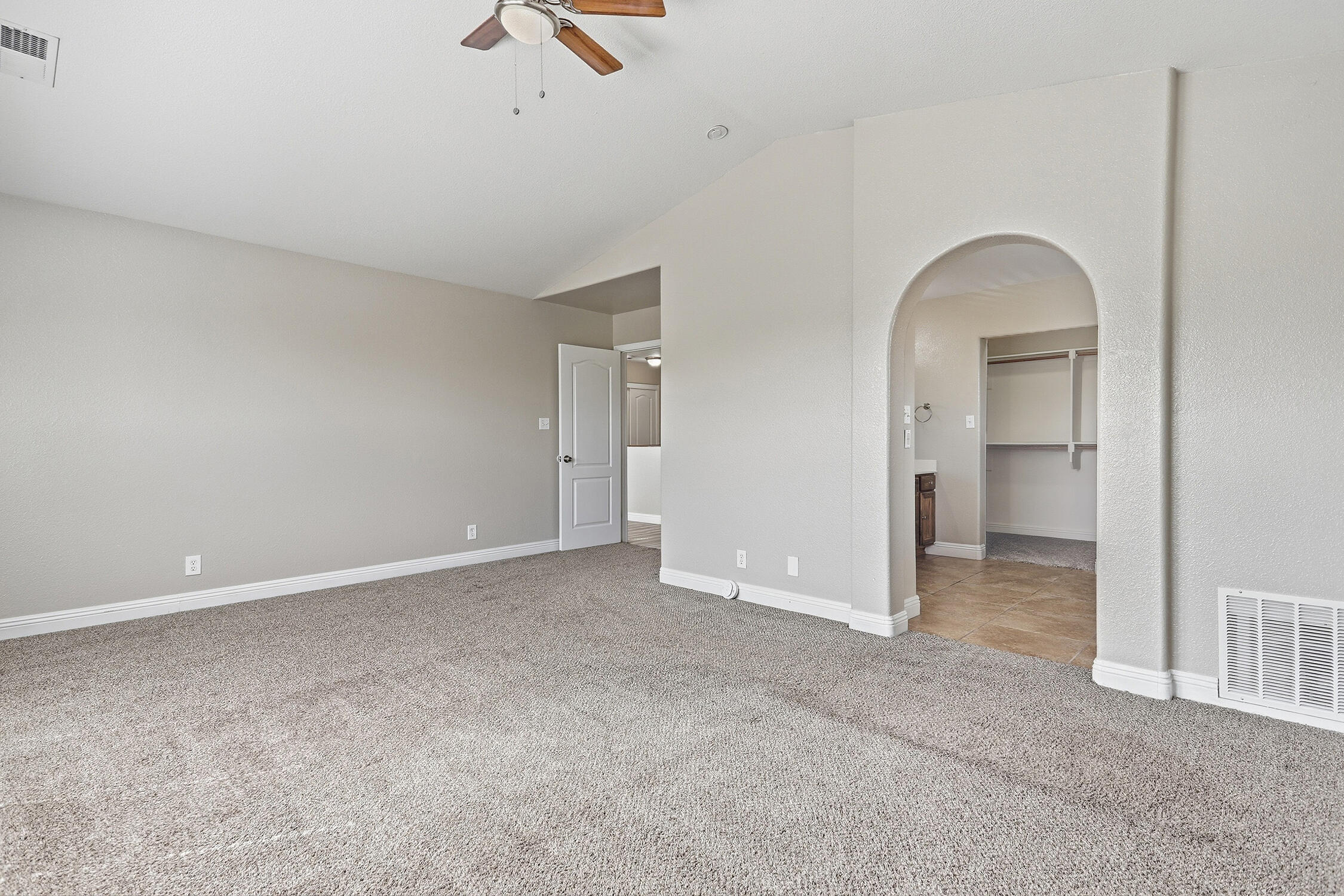 Photo 14 — 721 Valley Meadows Drive NE