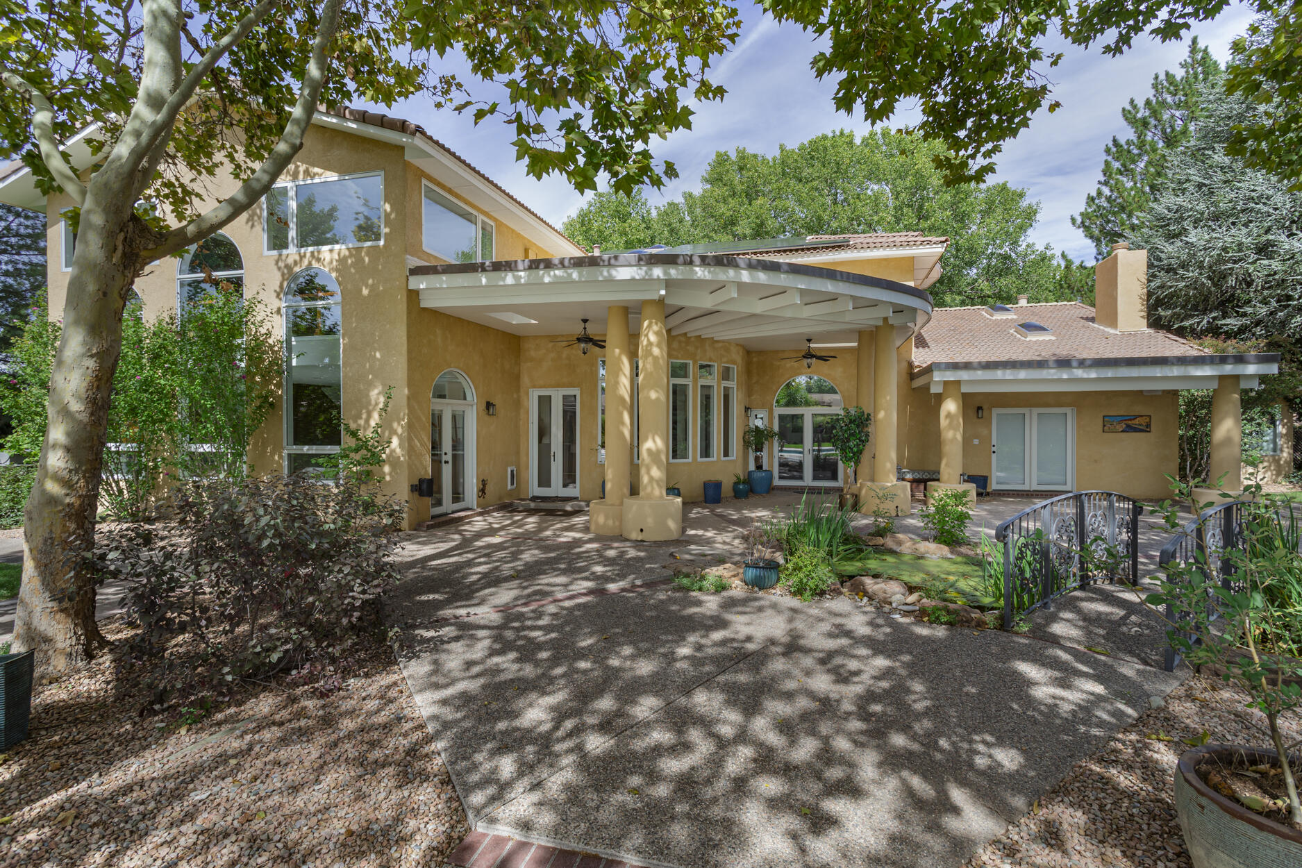 Photo 2 — 5808 Padre Roberto Road NW