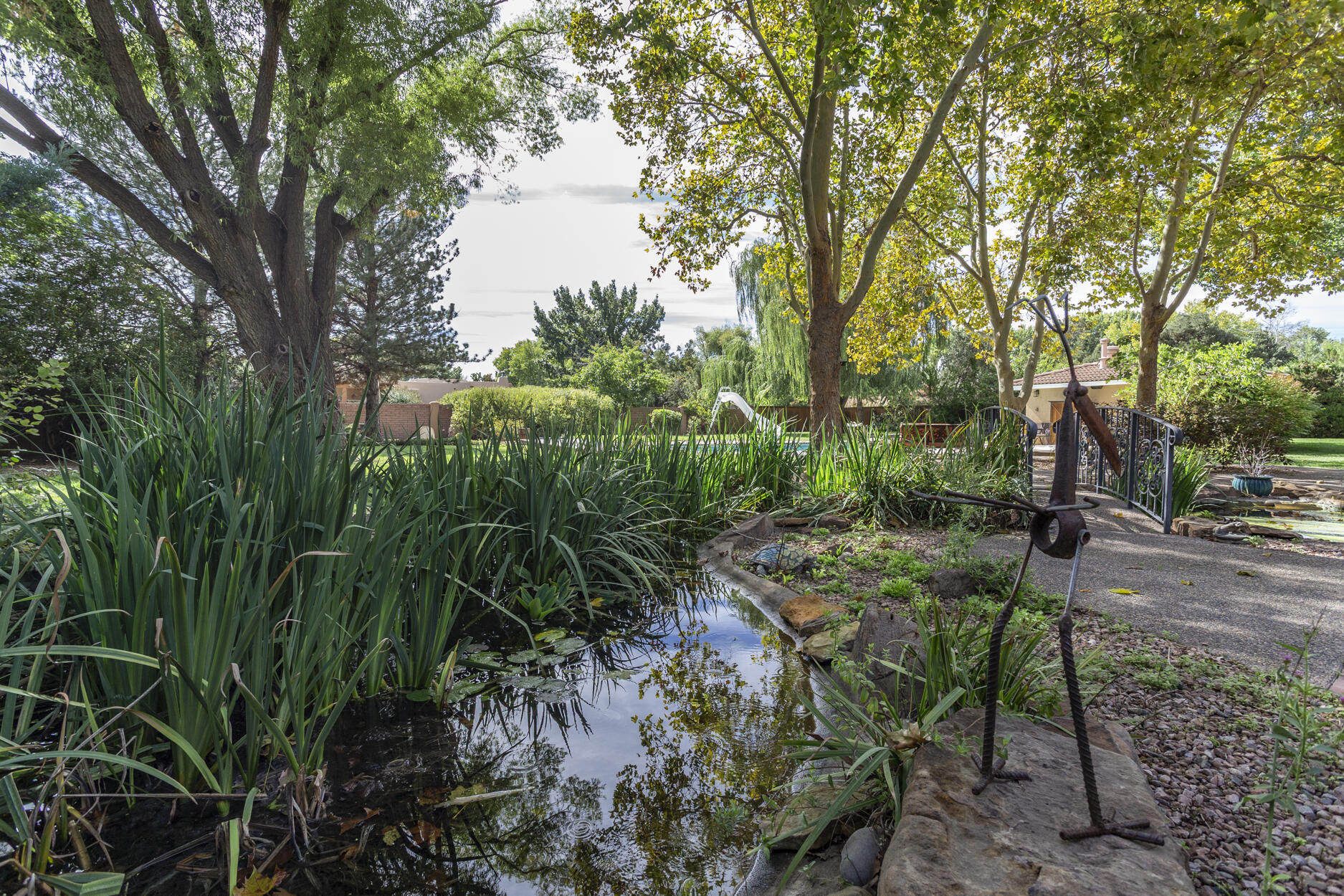 Photo 14 — 5808 Padre Roberto Road NW