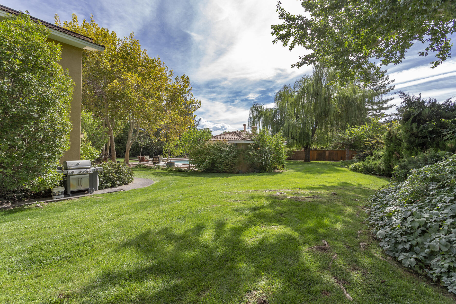 Photo 19 — 5808 Padre Roberto Road NW