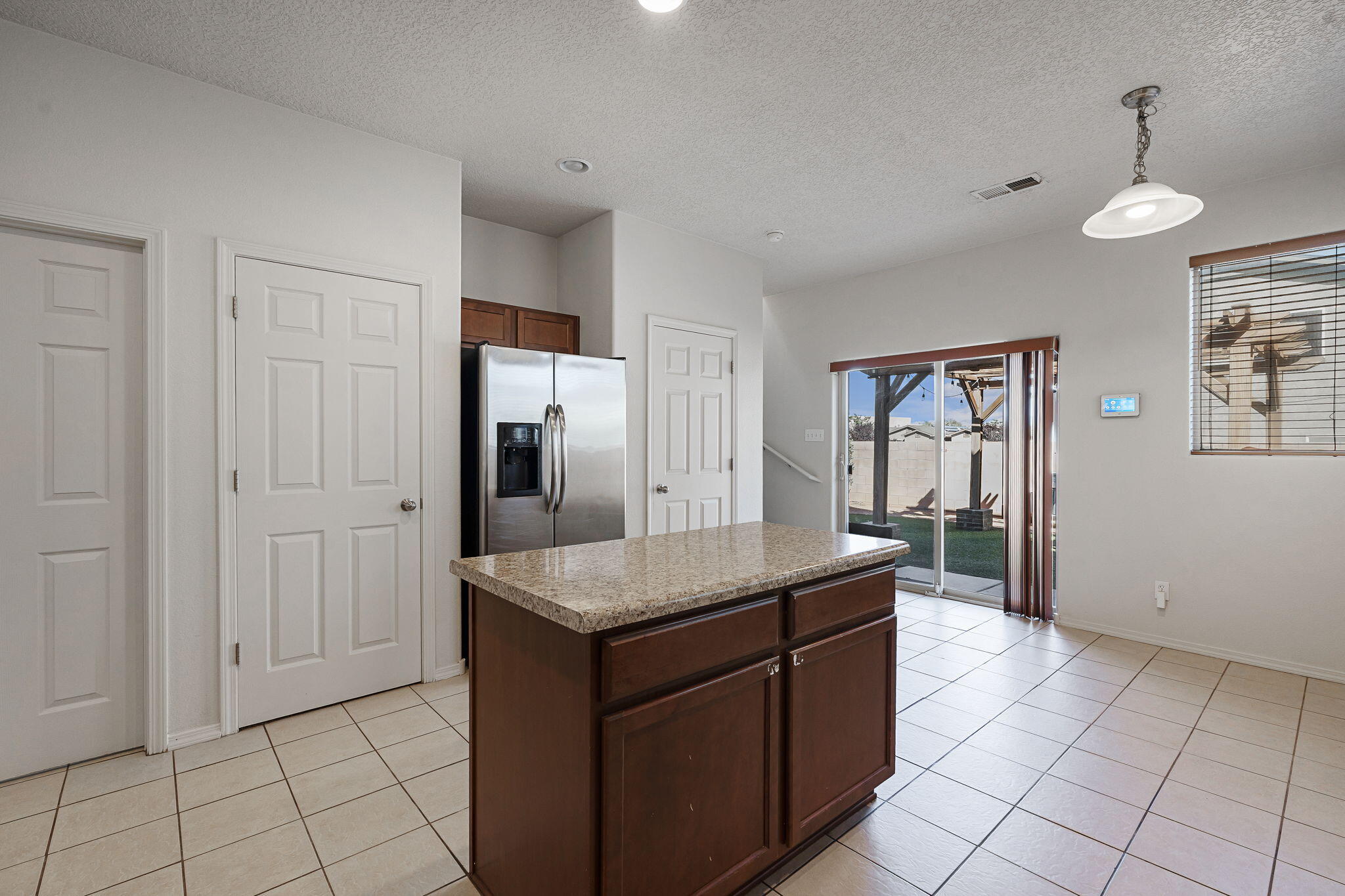 Photo 7 — 3140 Feather Edge Street SW