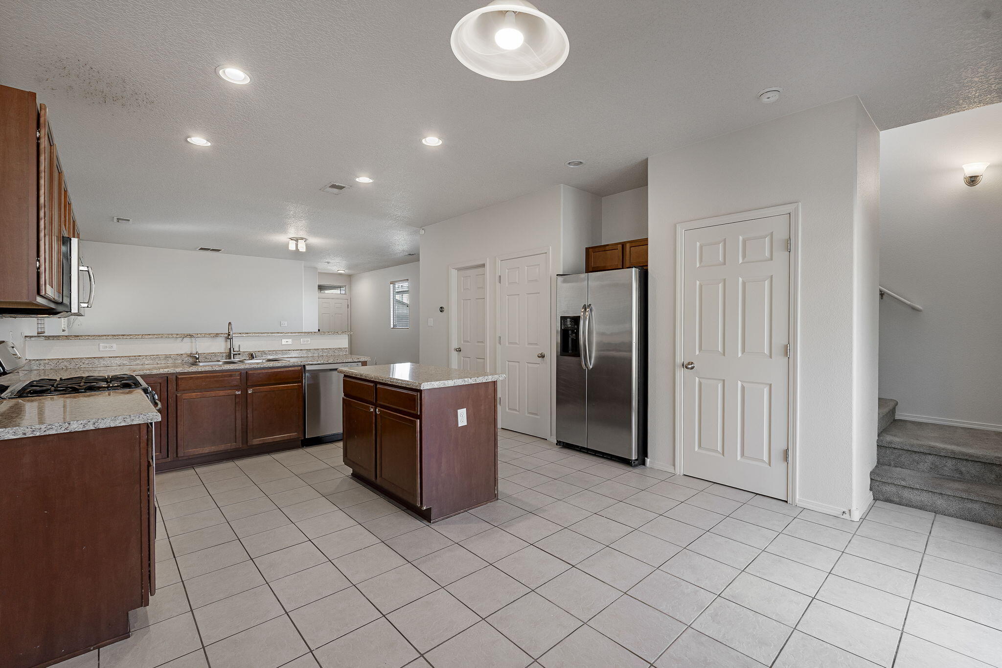 Photo 9 — 3140 Feather Edge Street SW