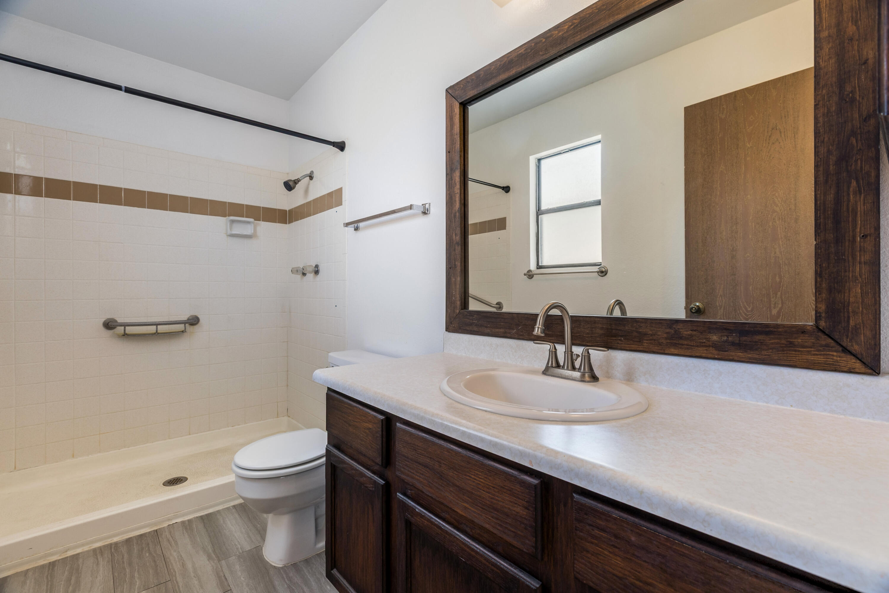 Photo 12 — 309 Asbury Road NE
