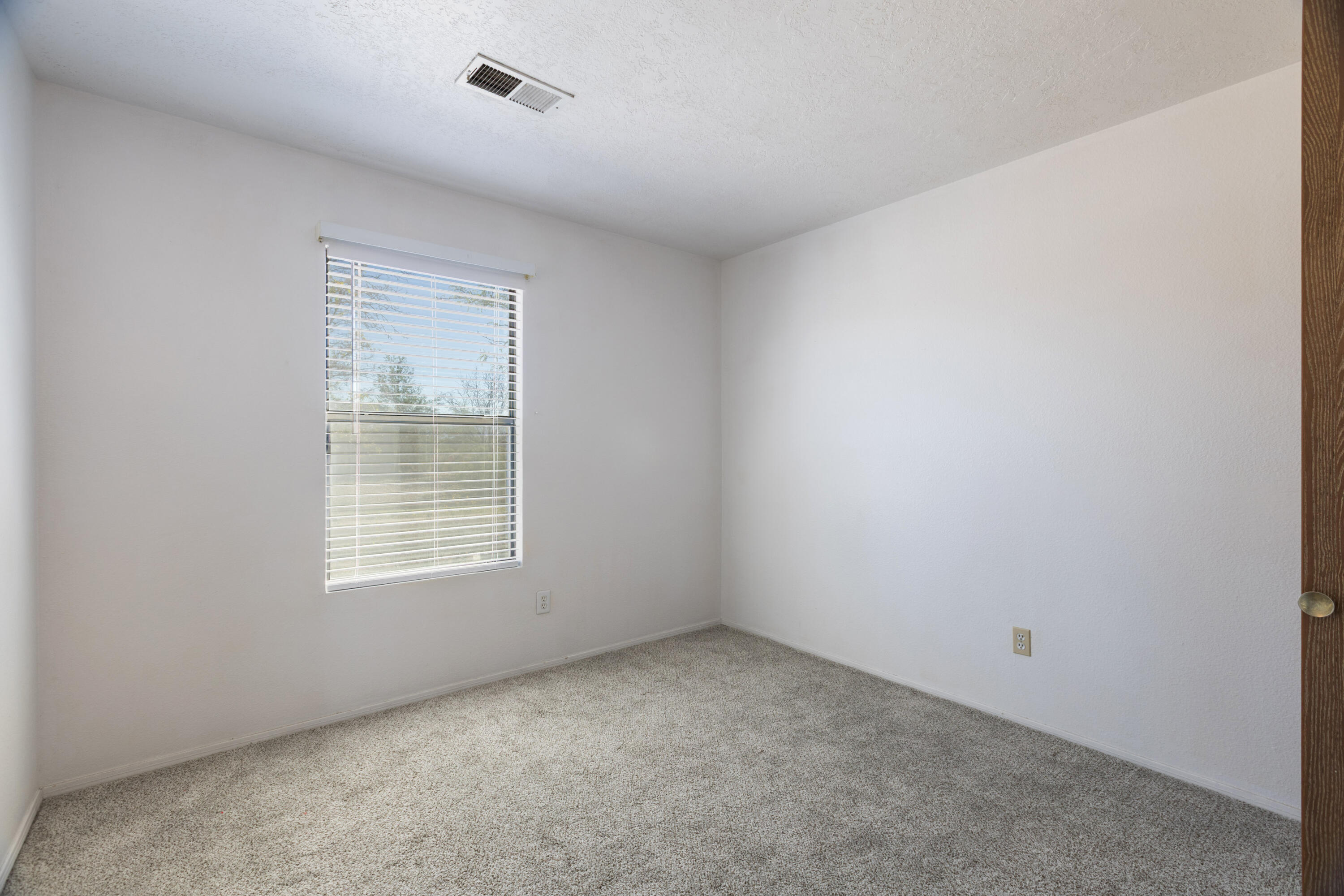 Photo 11 — 309 Asbury Road NE