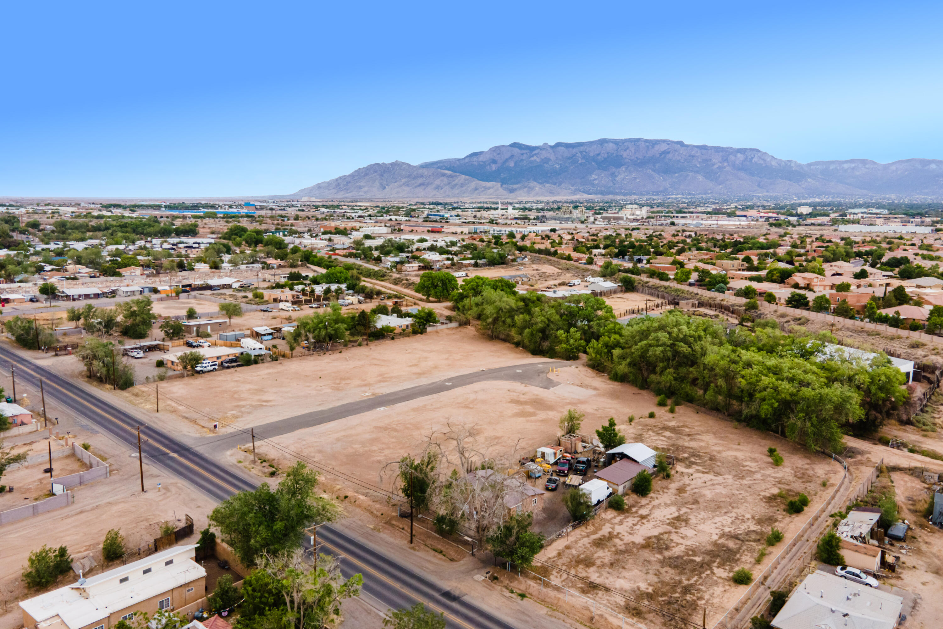 Photo 17 — 200-209 Josefita Road NE