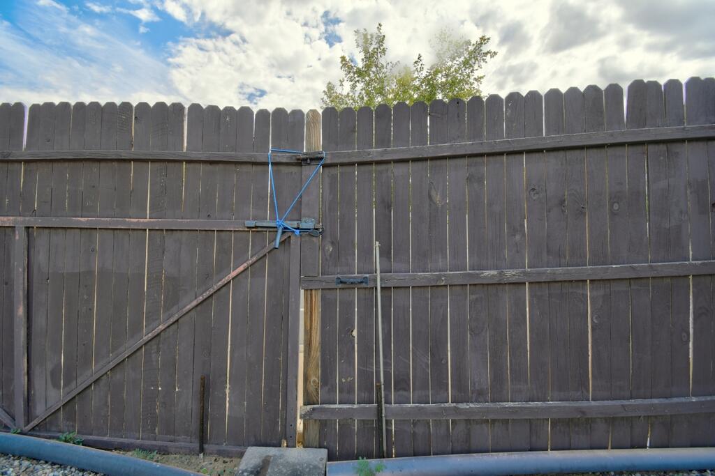 Photo 4 — 1094 Pandora Drive SW