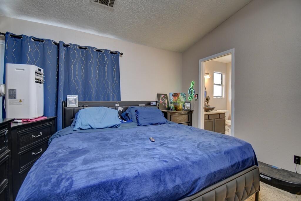 Photo 14 — 1094 Pandora Drive SW