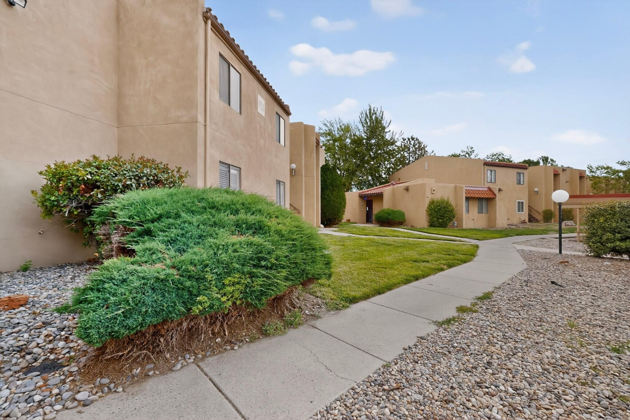 Photo 19 — 921 Country Club Drive SE APT G